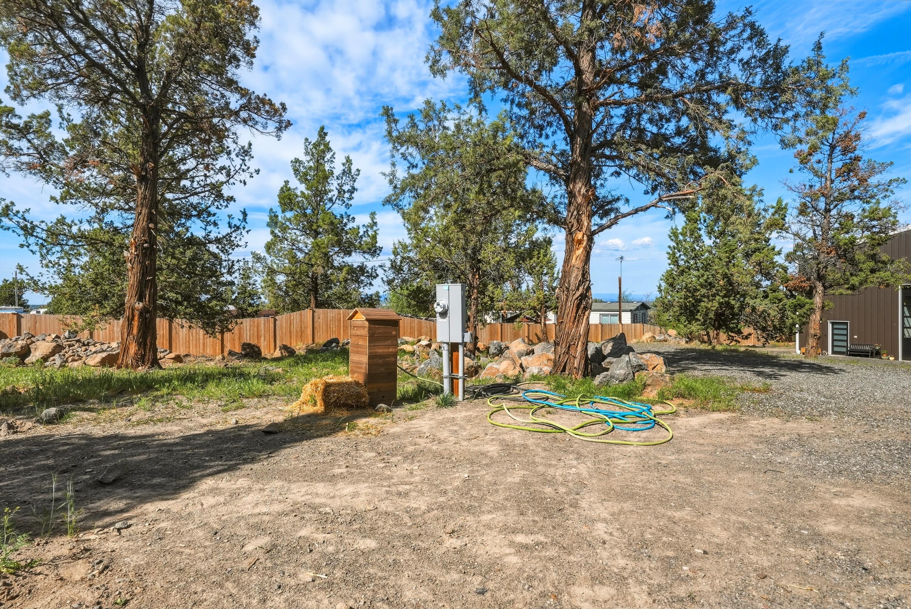65450 76th Street