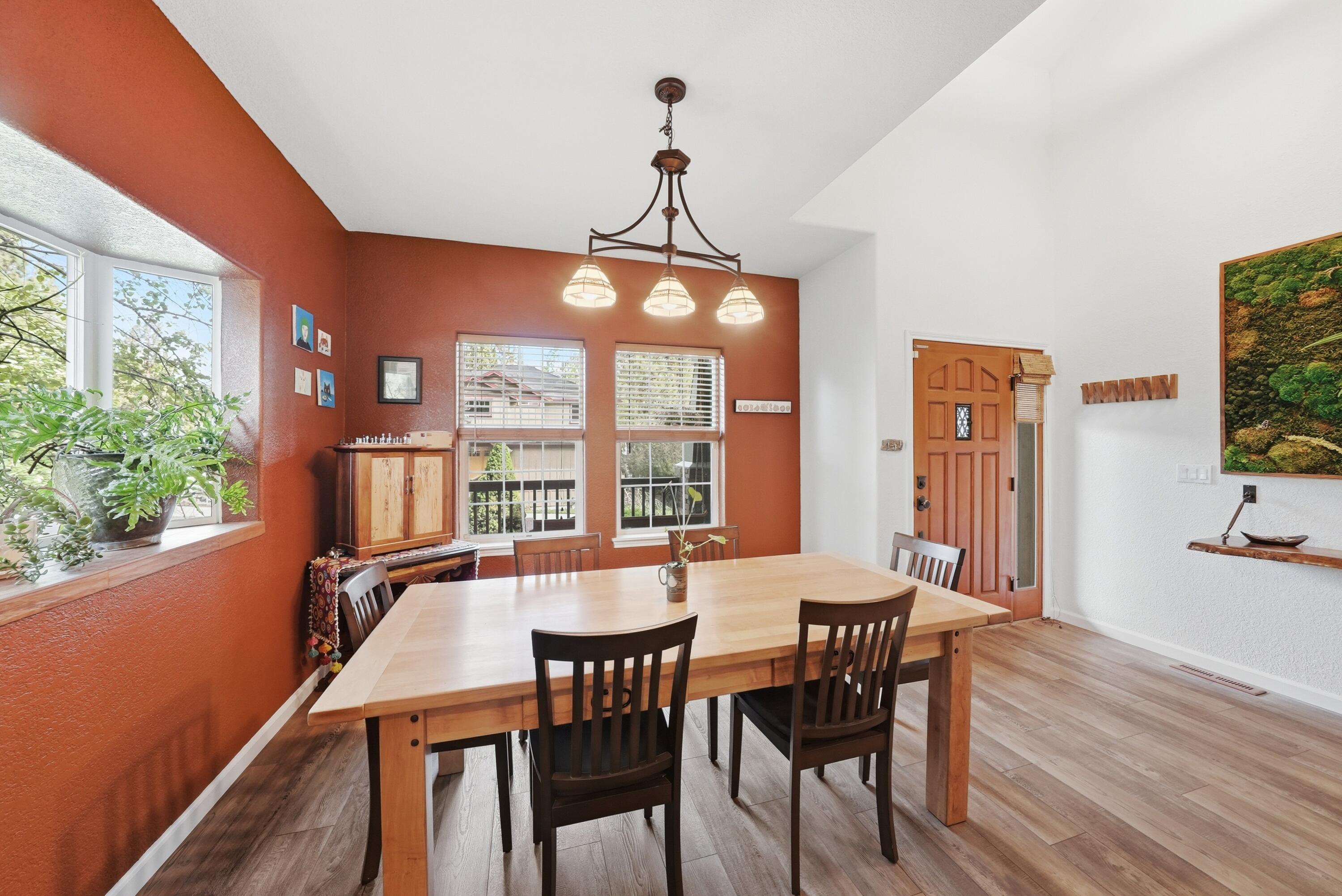 61153 Ridgewater Loop