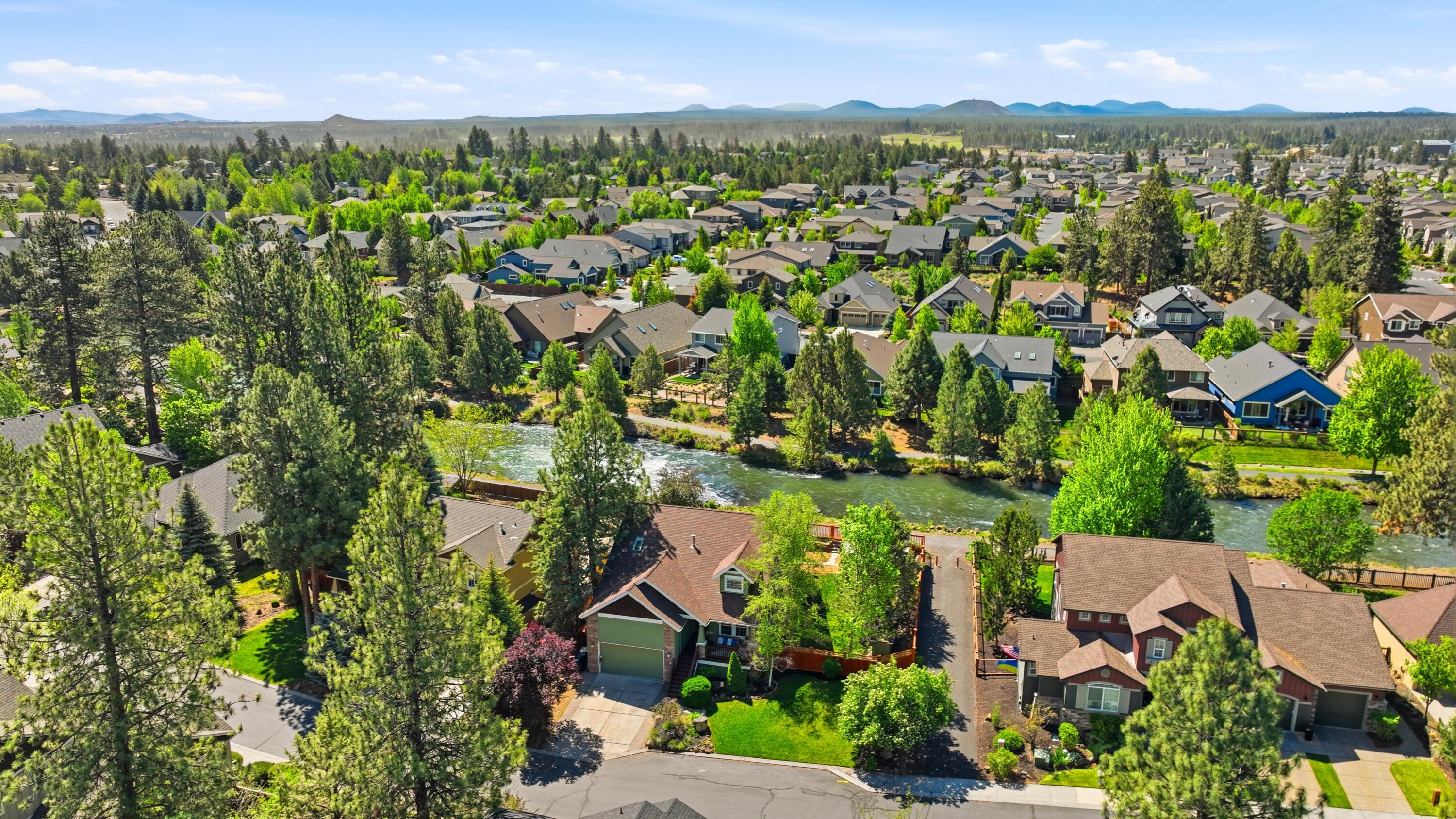 61153 Ridgewater Loop