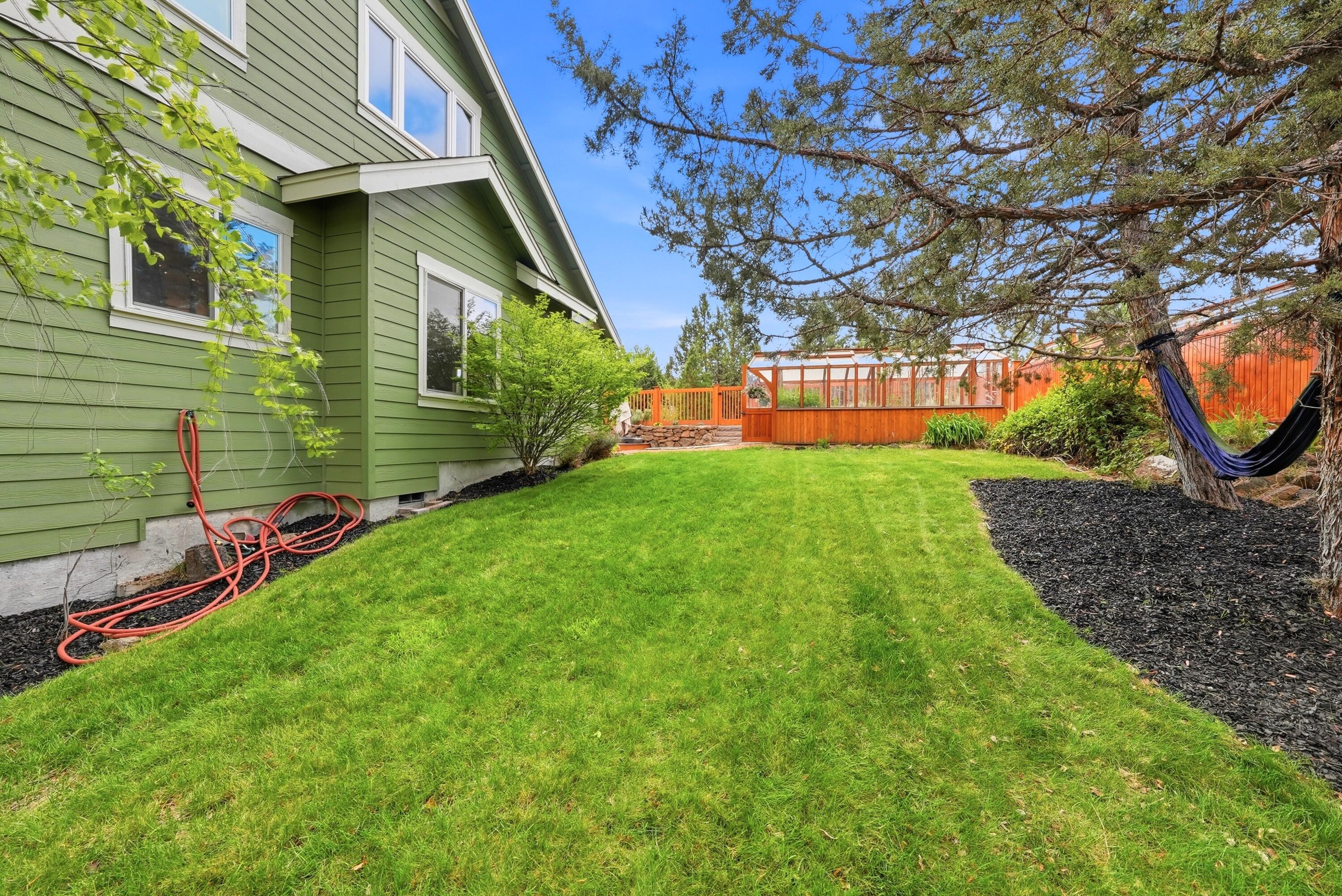 61153 Ridgewater Loop