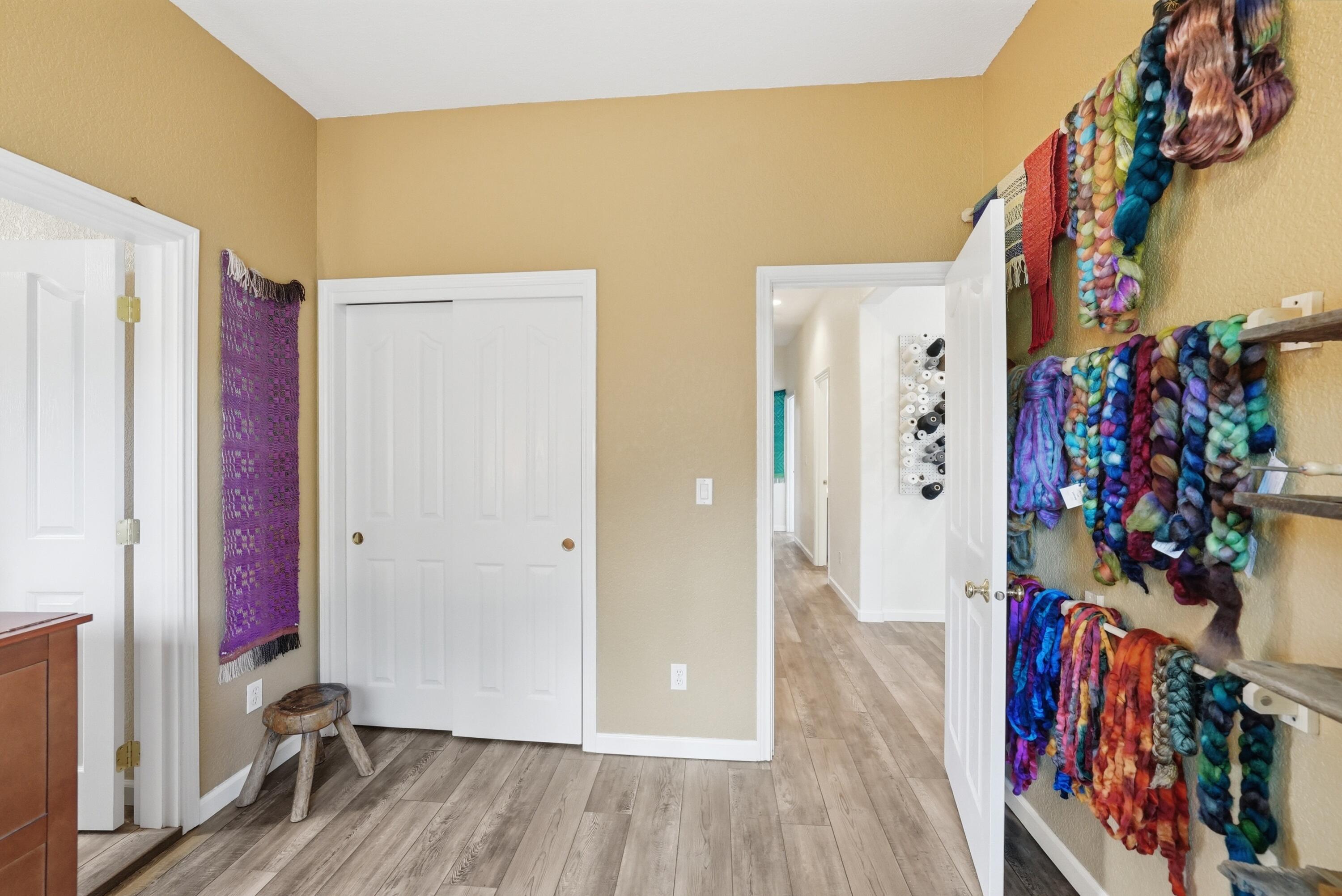61153 Ridgewater Loop