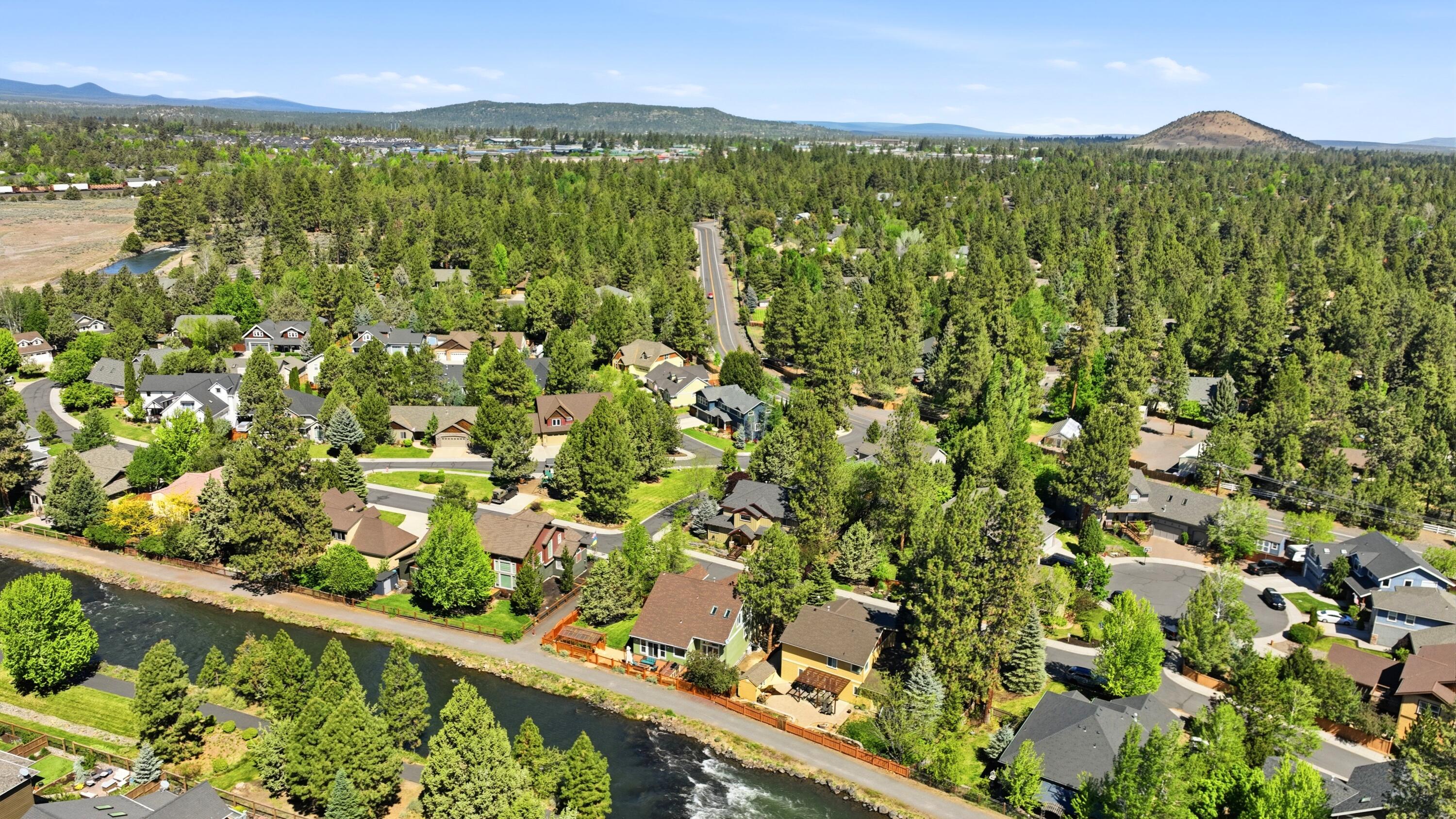 61153 Ridgewater Loop