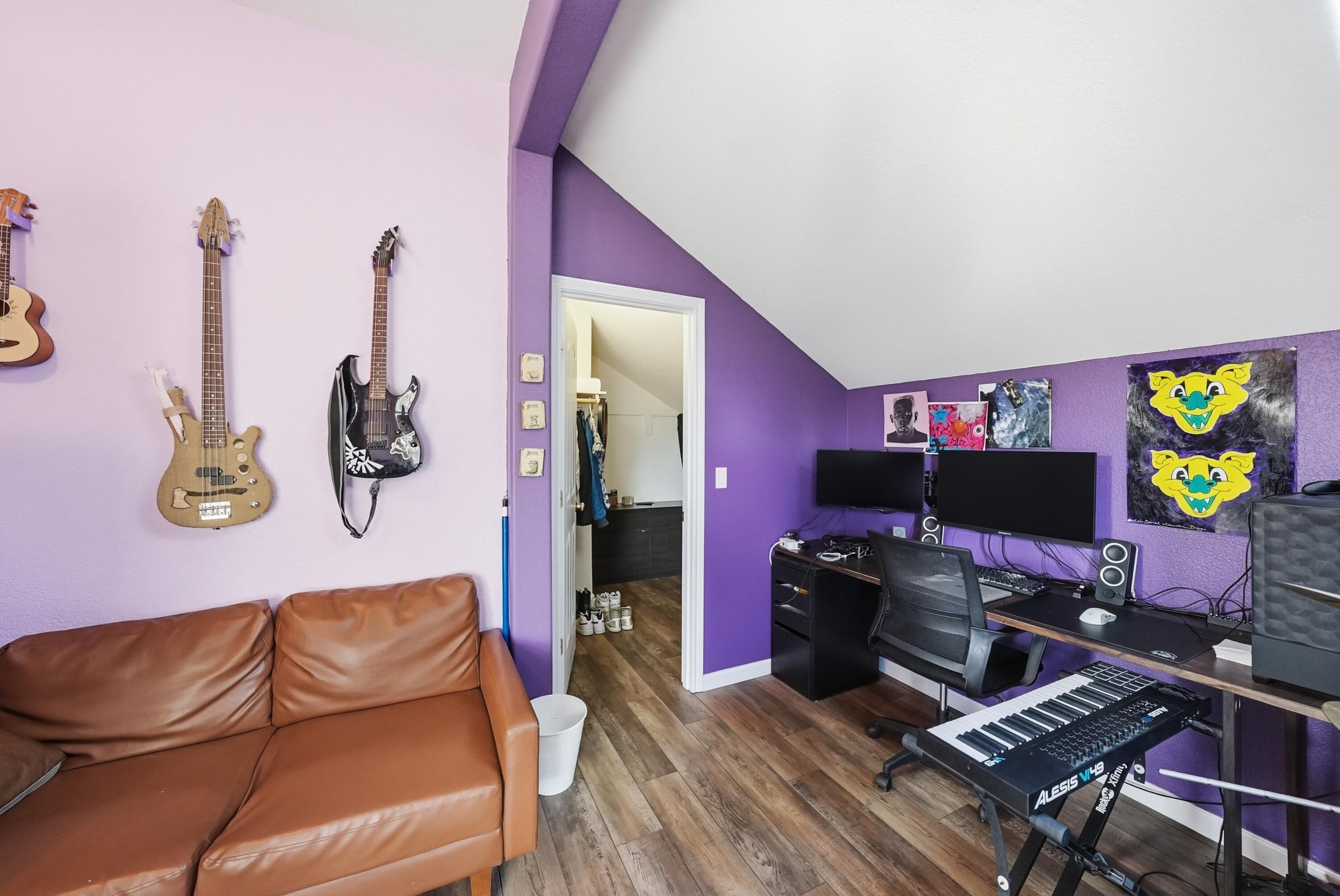 61153 Ridgewater Loop
