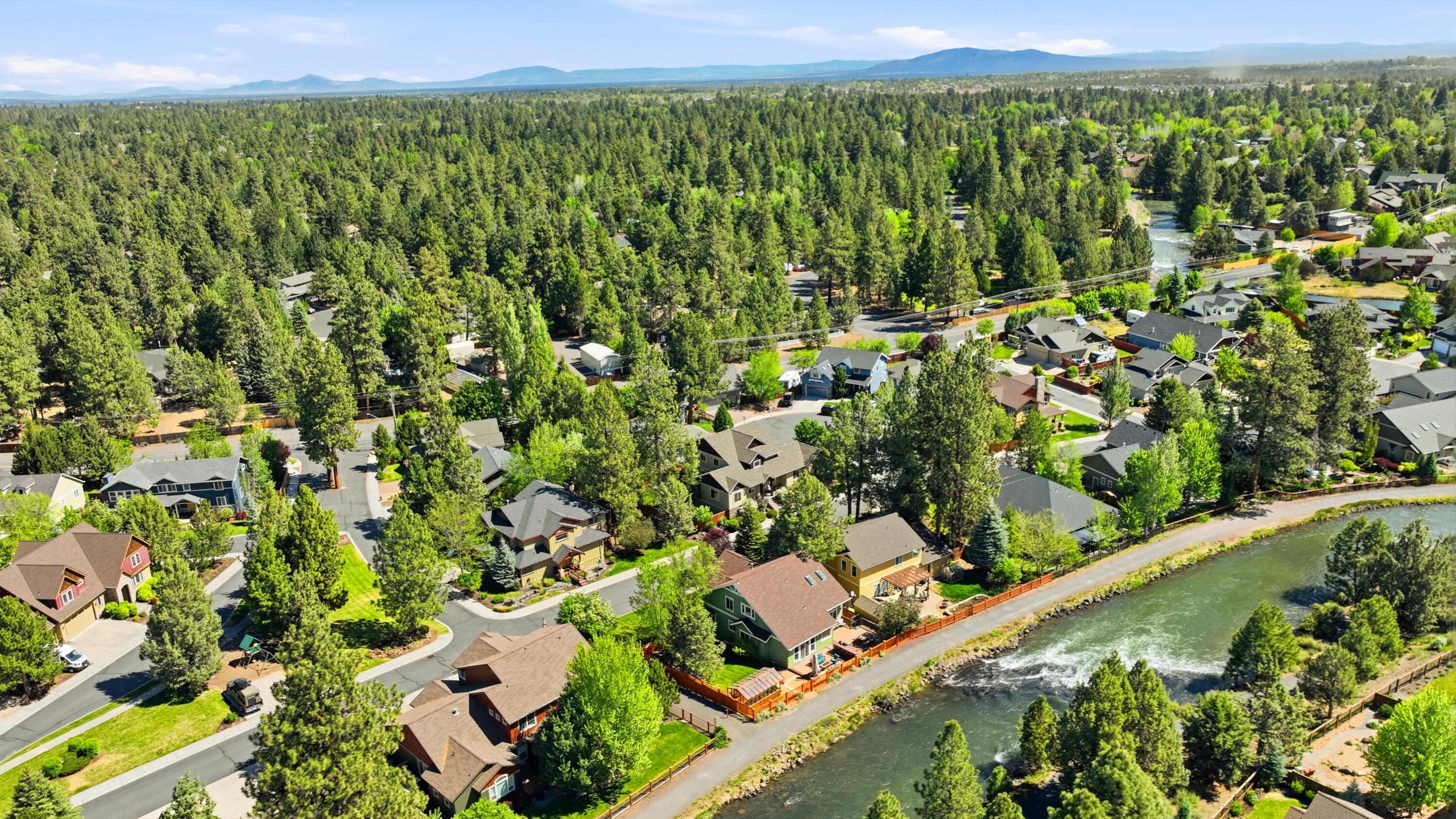 61153 Ridgewater Loop