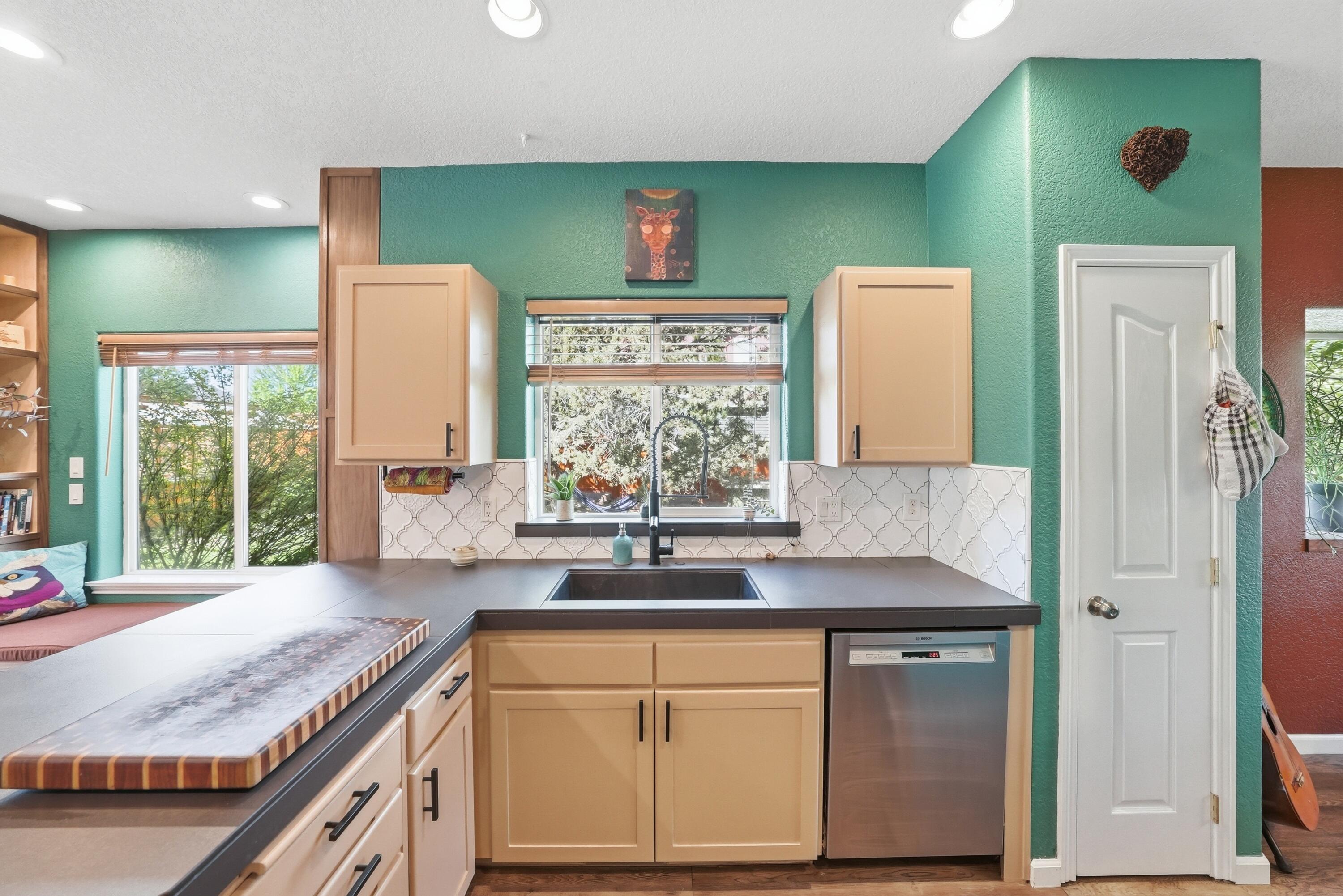 61153 Ridgewater Loop