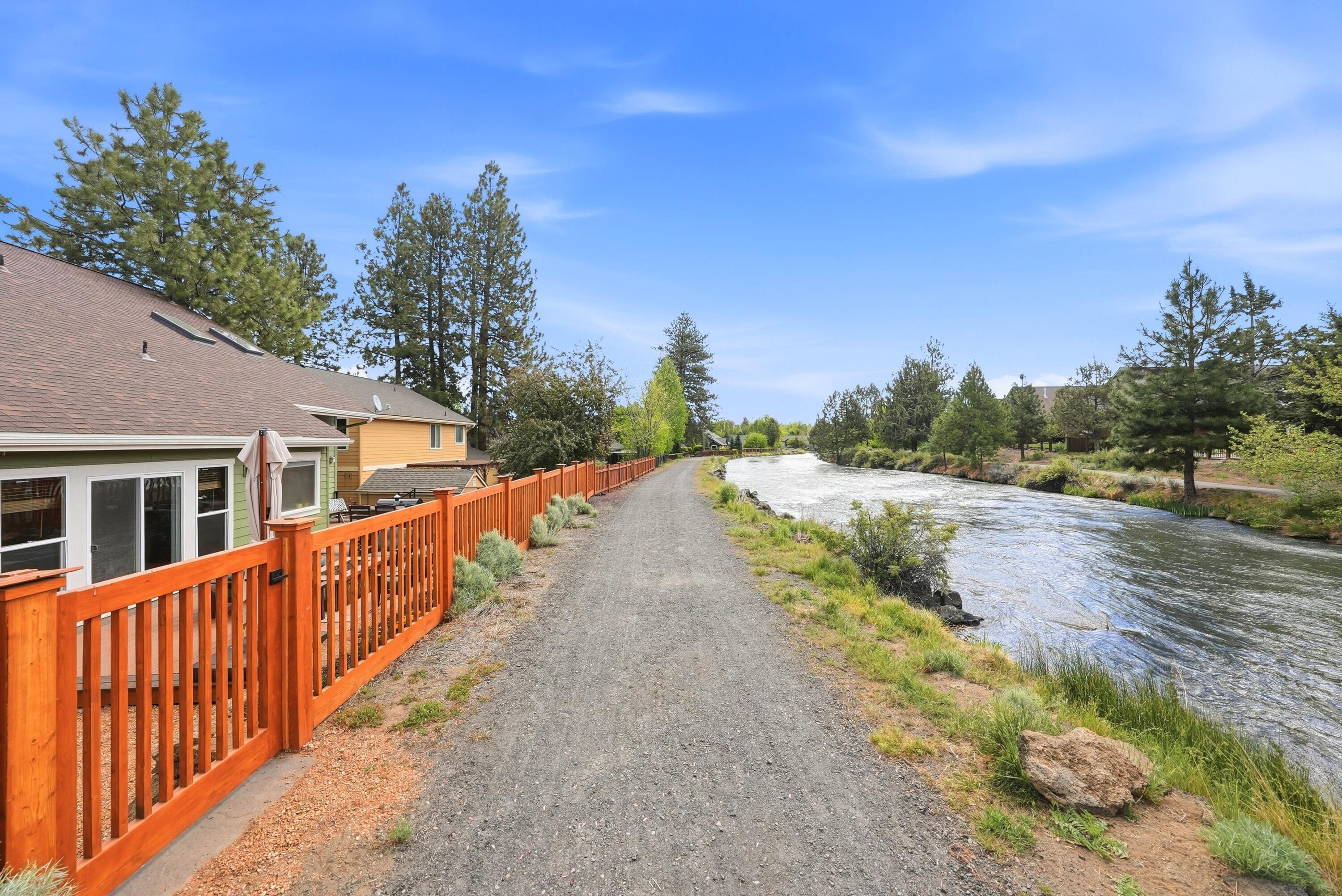 61153 Ridgewater Loop