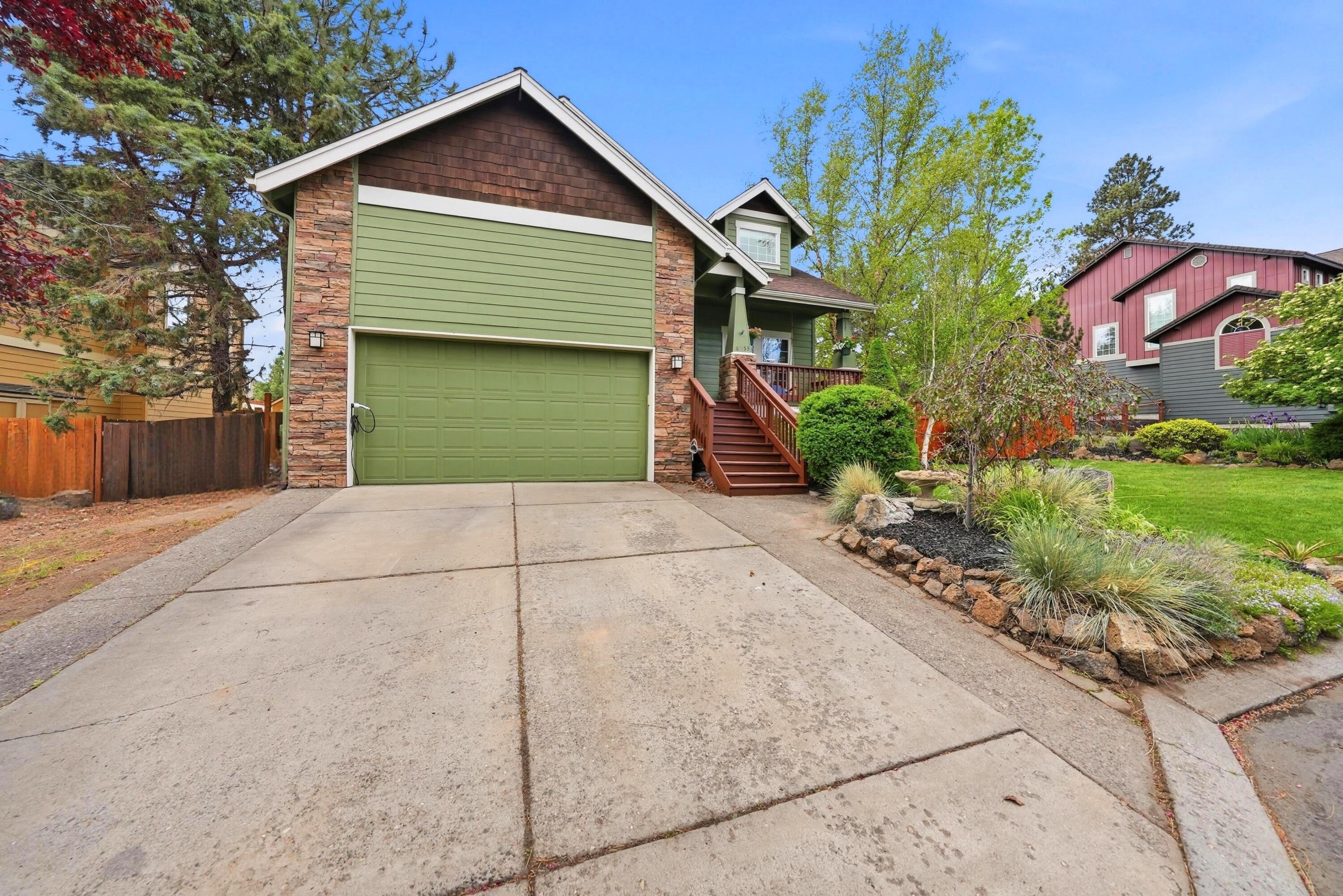 61153 Ridgewater Loop