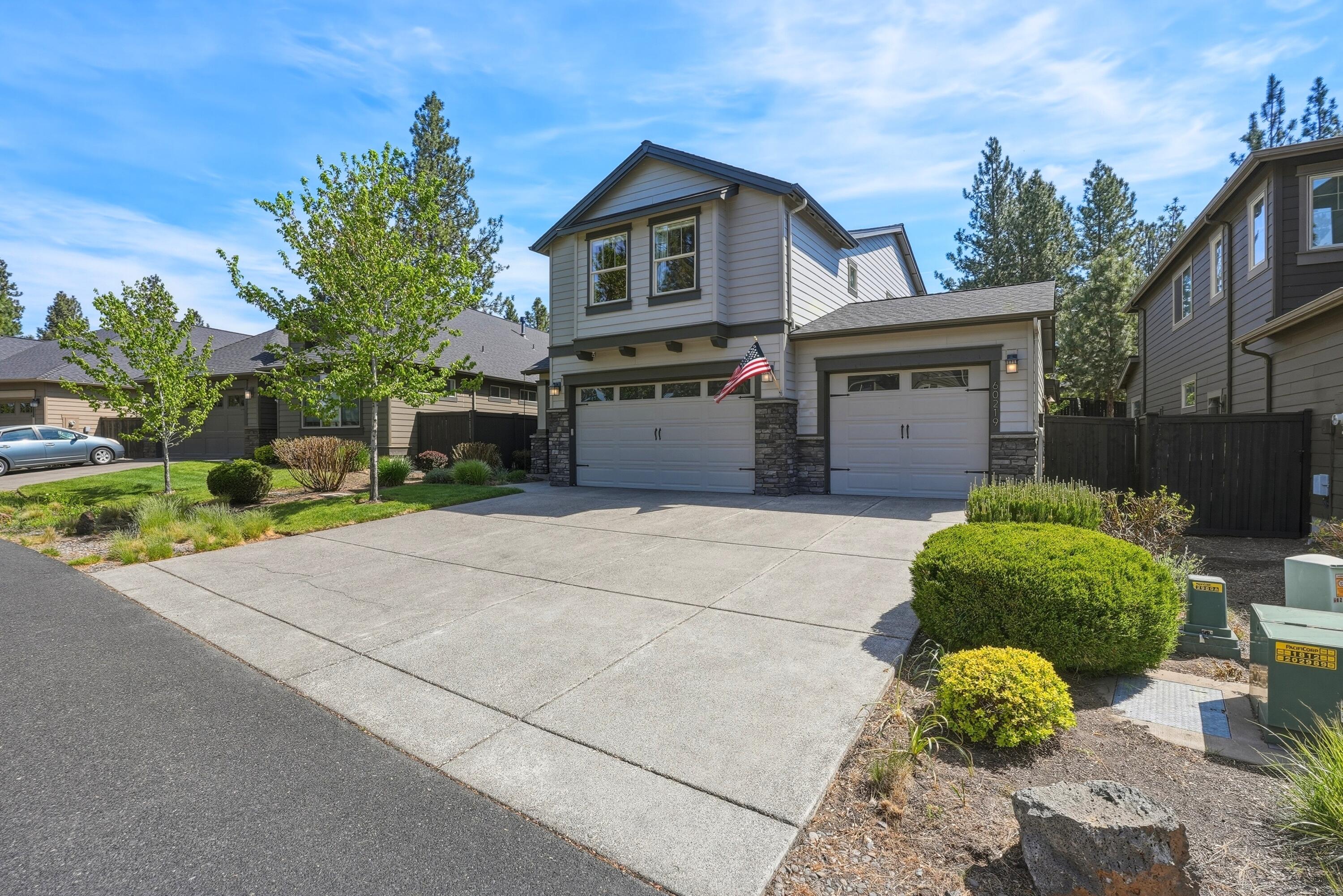 60219 Rolled Rock Way
