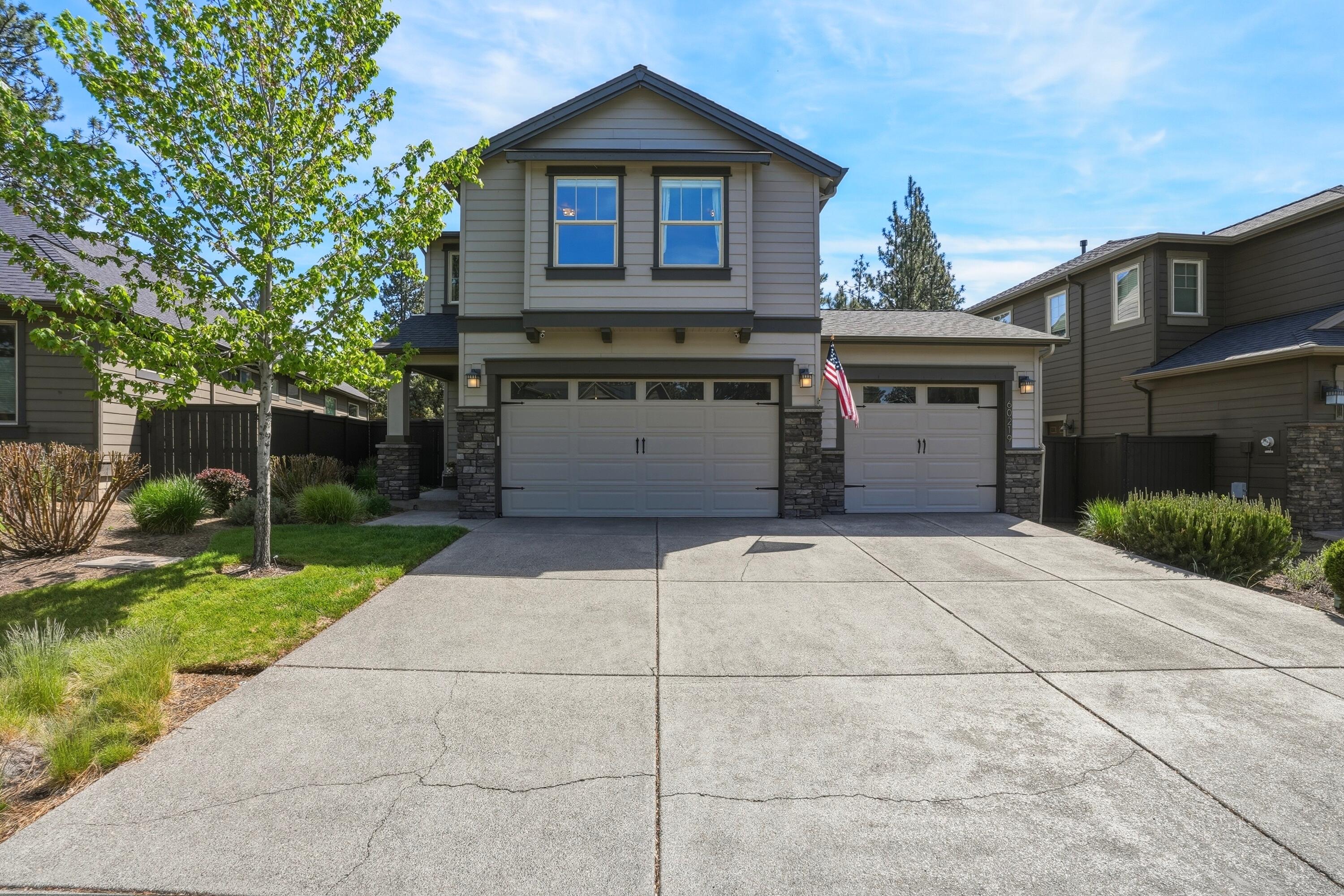 60219 Rolled Rock Way
