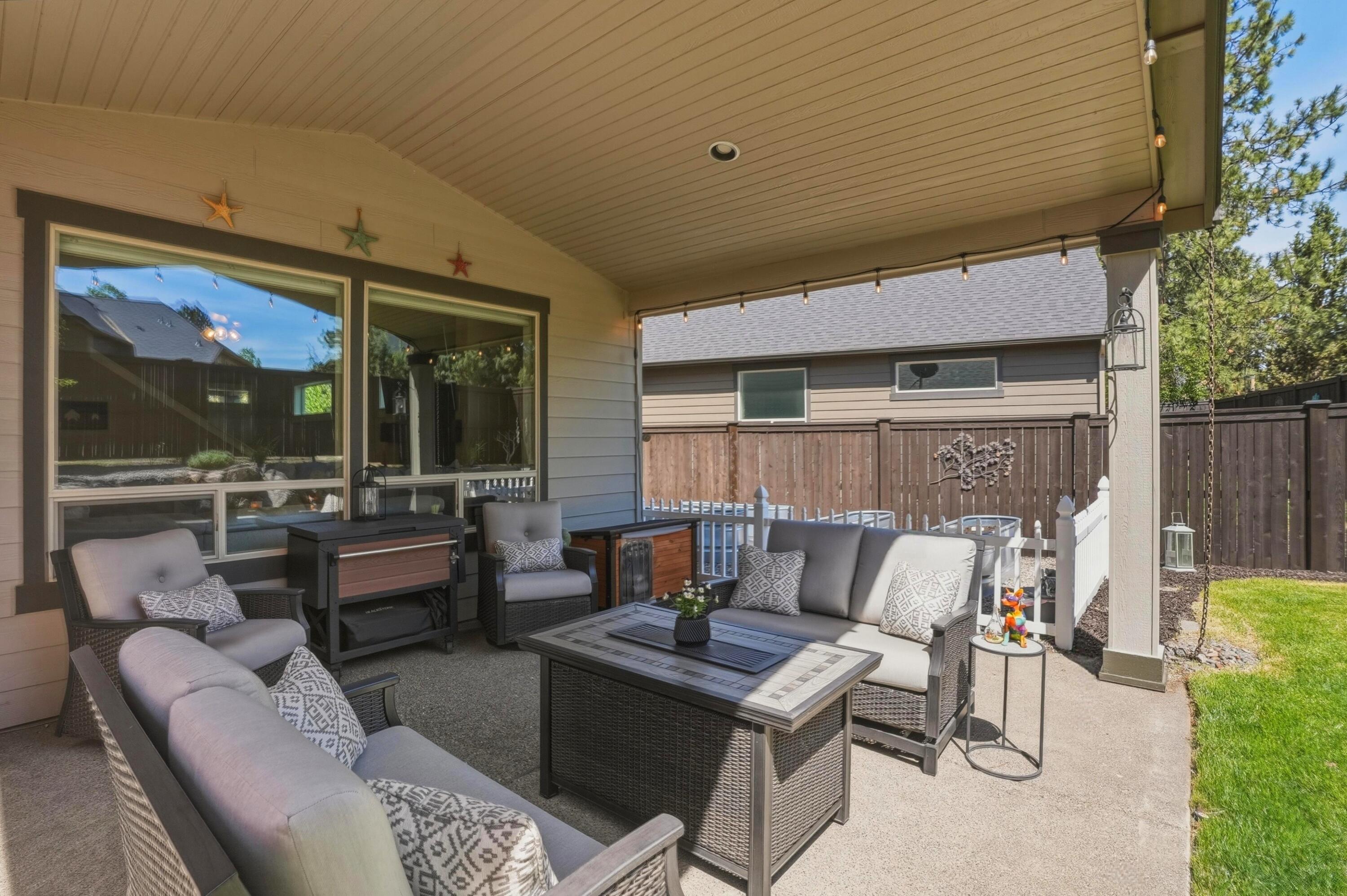60219 Rolled Rock Way