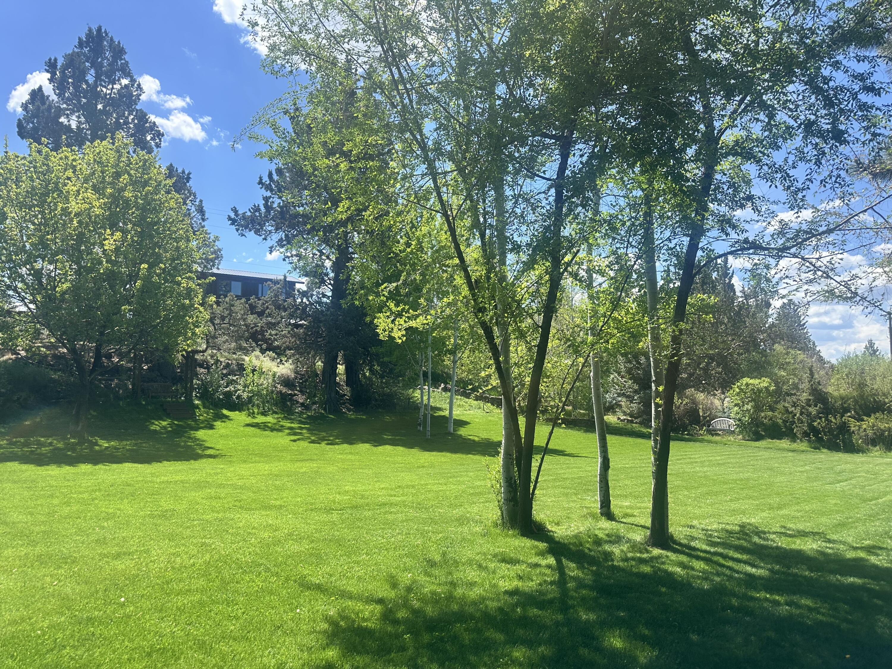64901 Glacier View Drive