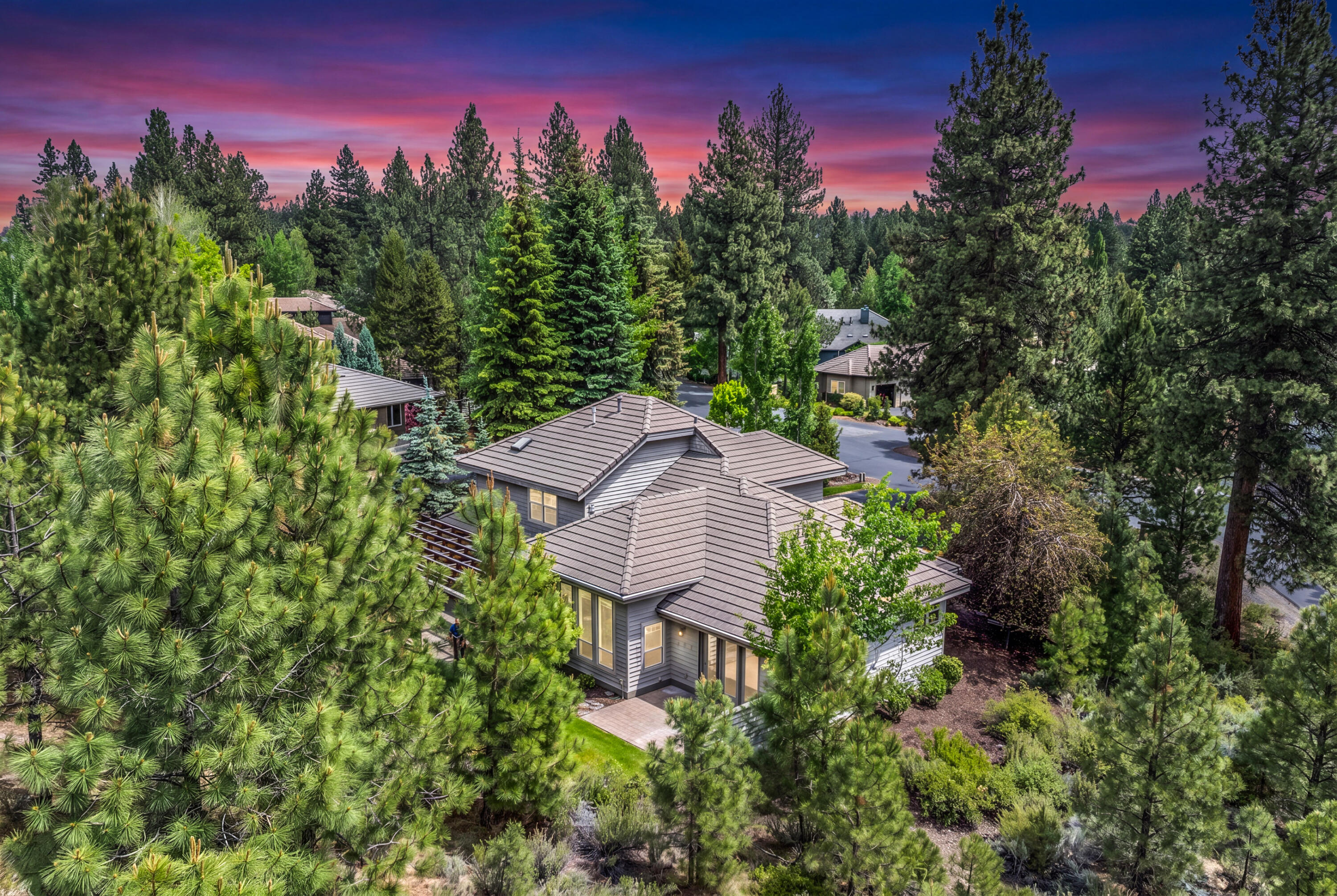 19598 Green Lakes Loop