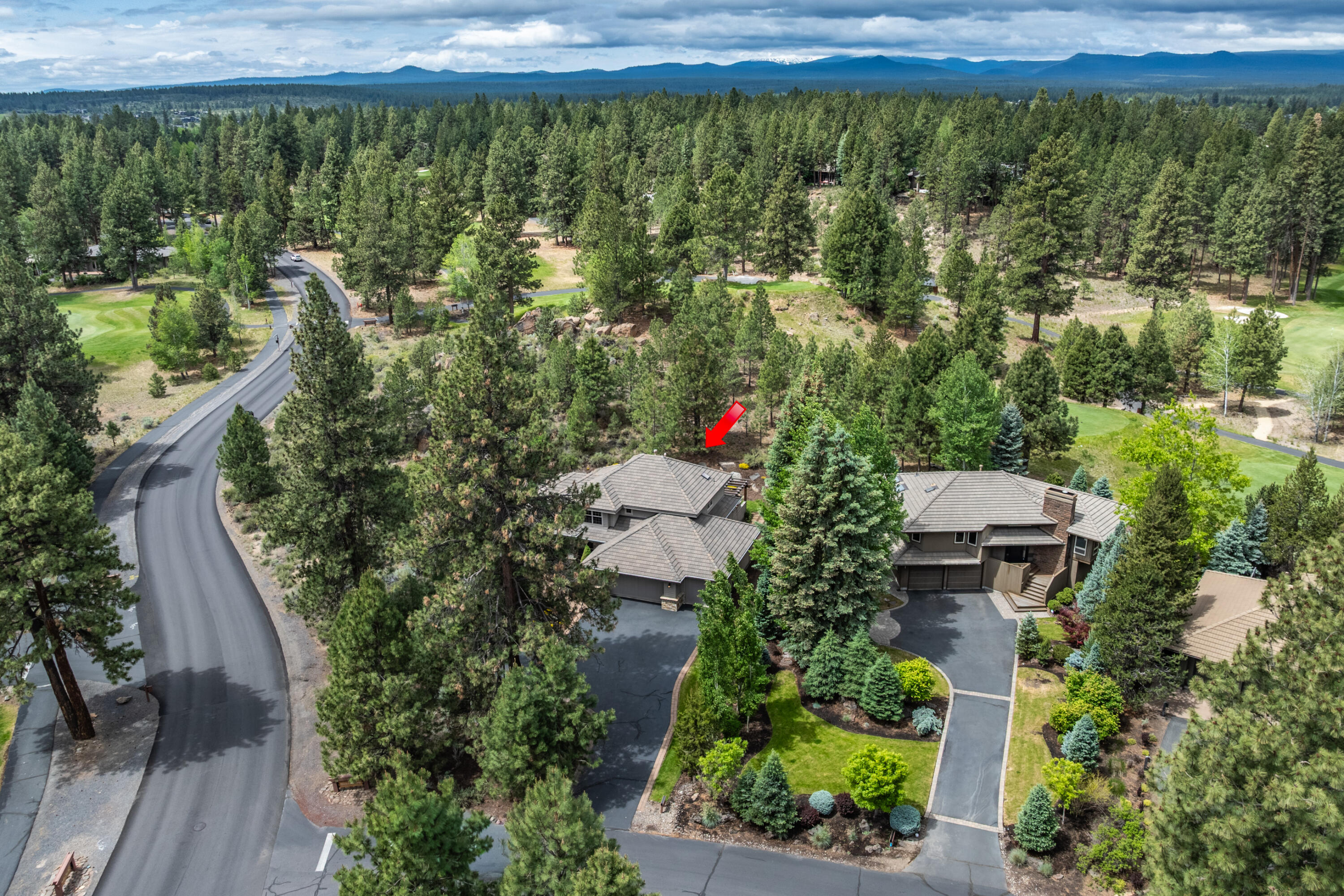 19598 Green Lakes Loop