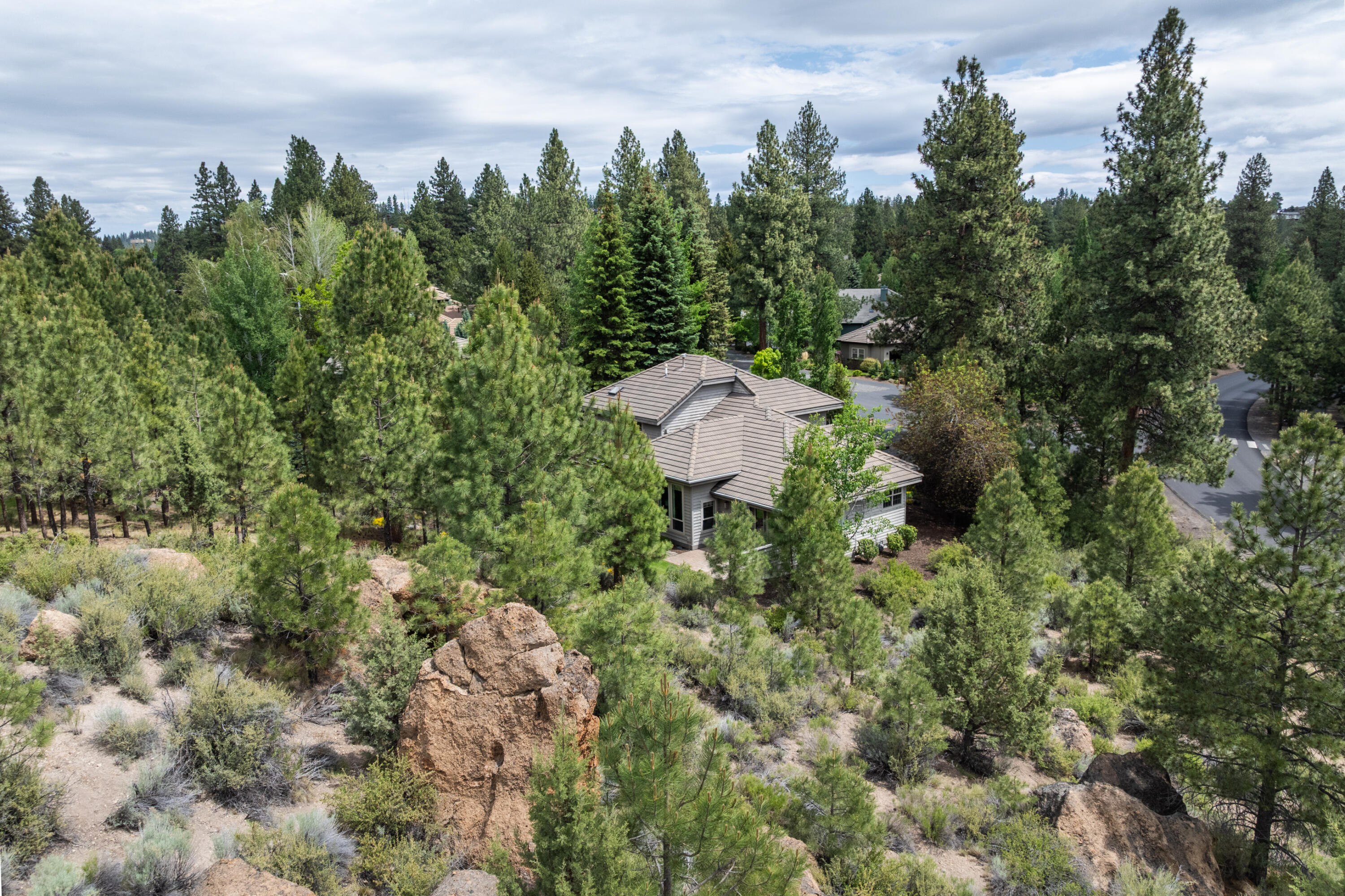 19598 Green Lakes Loop