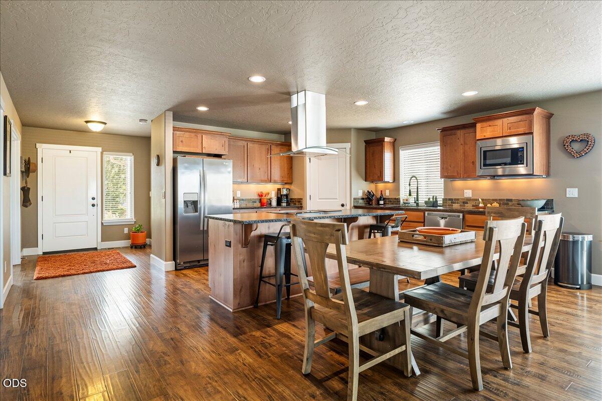 9265 12th Lane