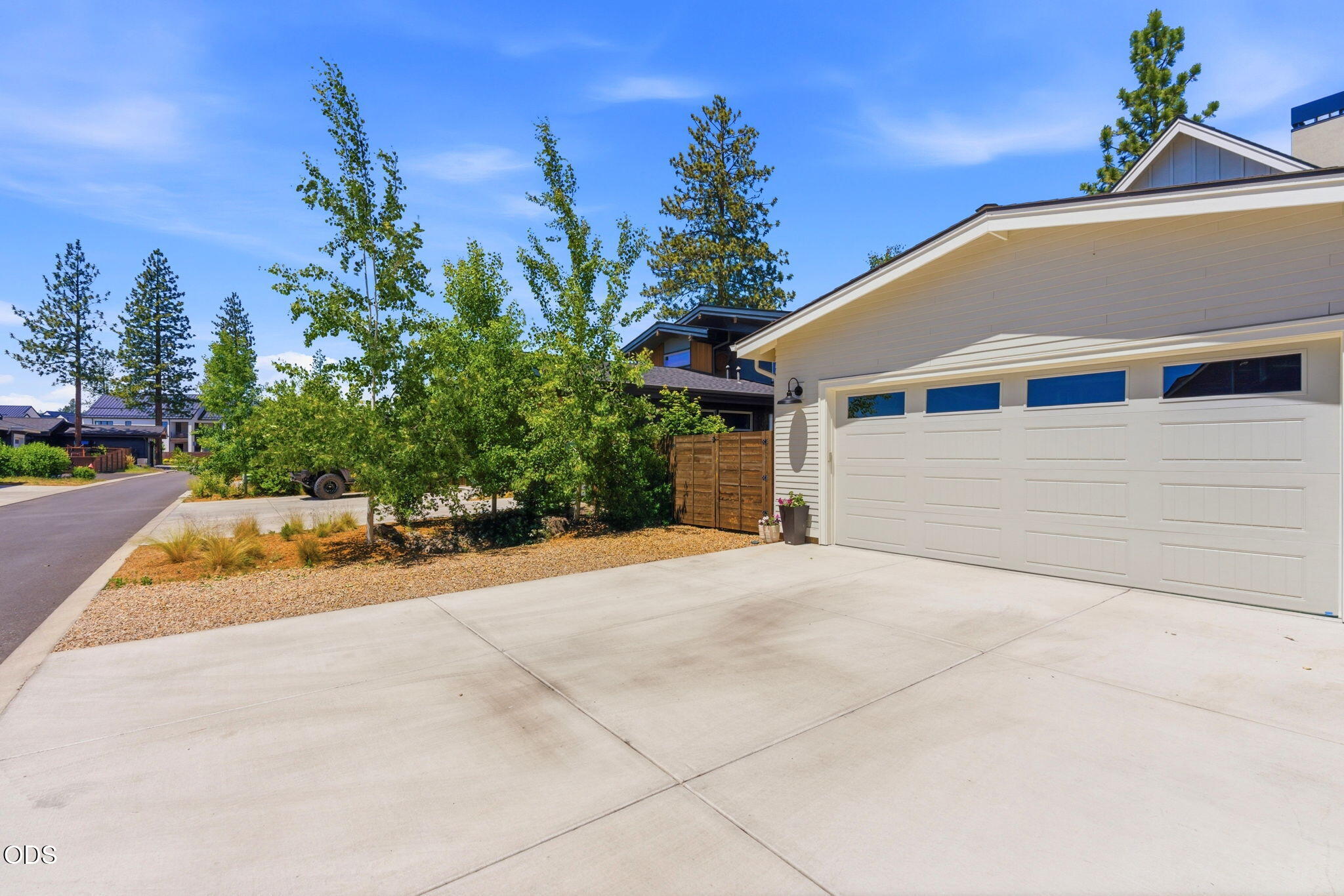 3113 NW Blodgett Way