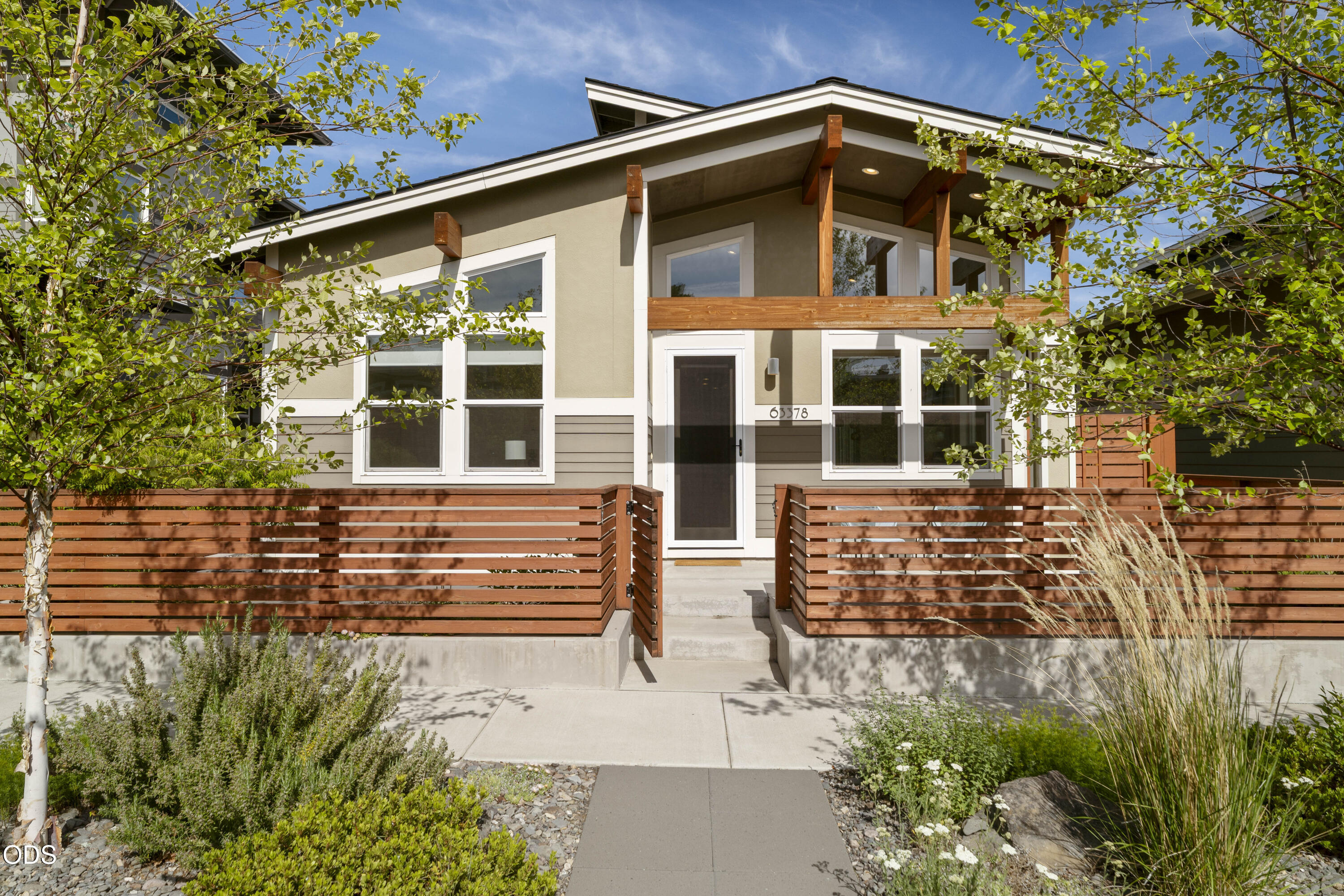 63378 NW Clearstone Drive