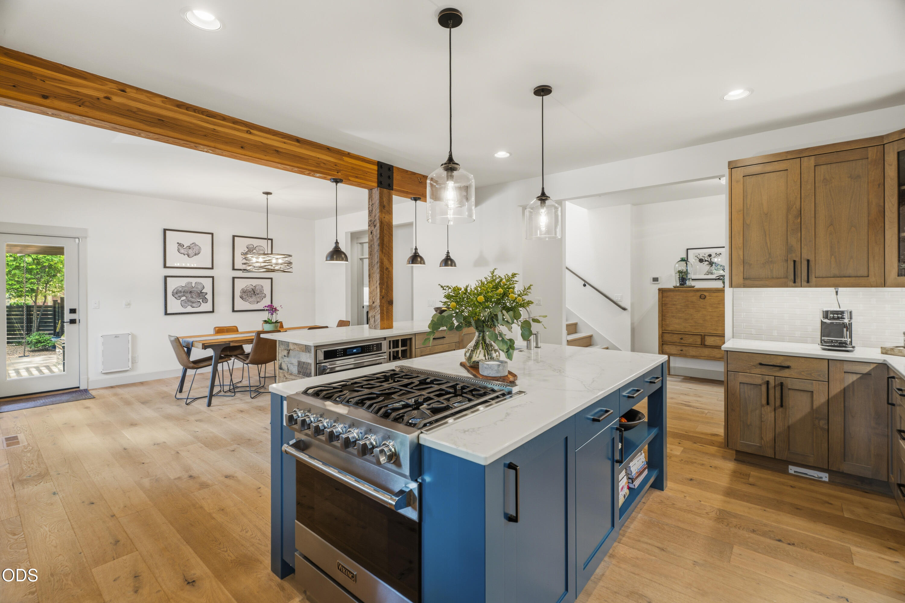 1471 NW John Fremont Street