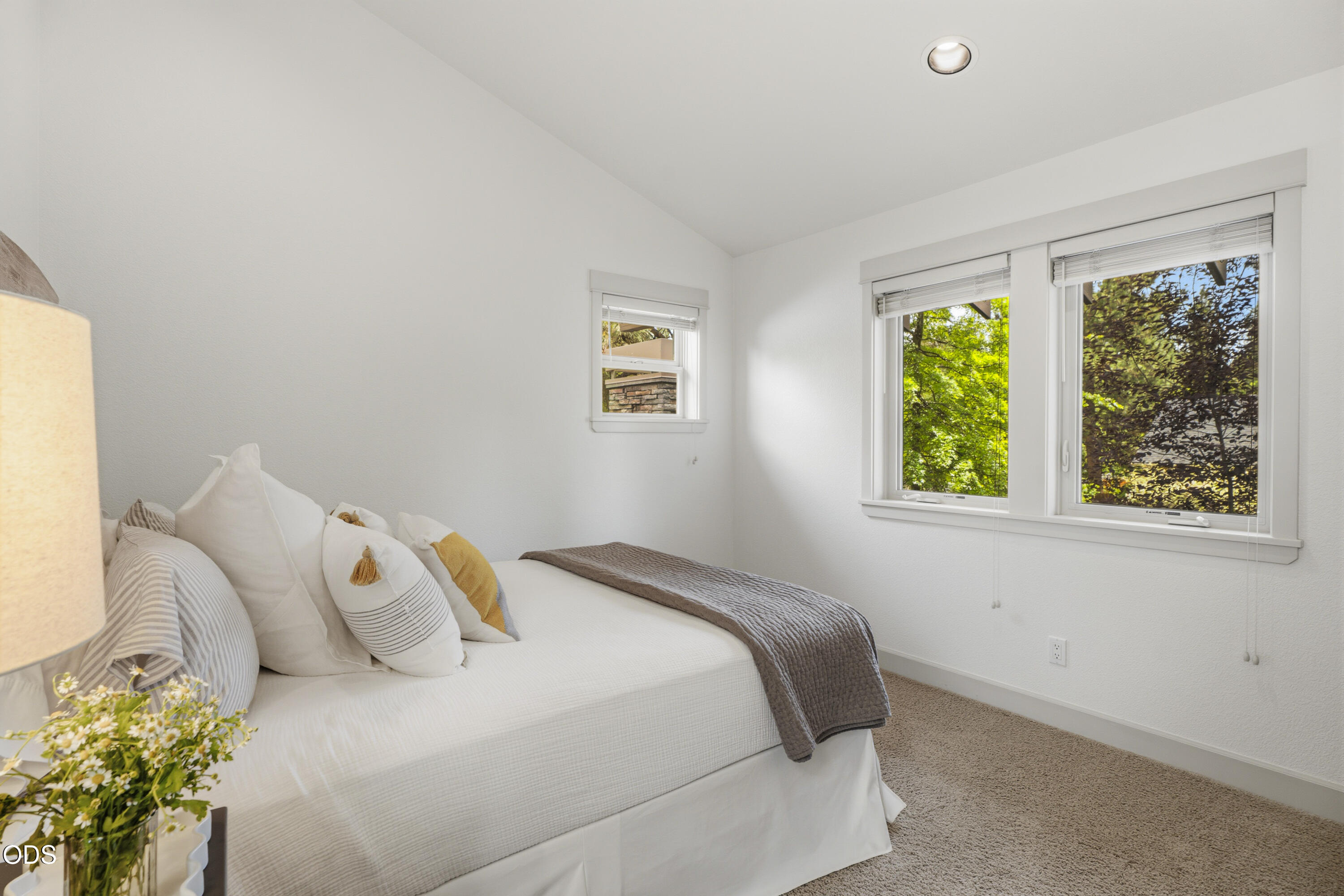 1471 NW John Fremont Street