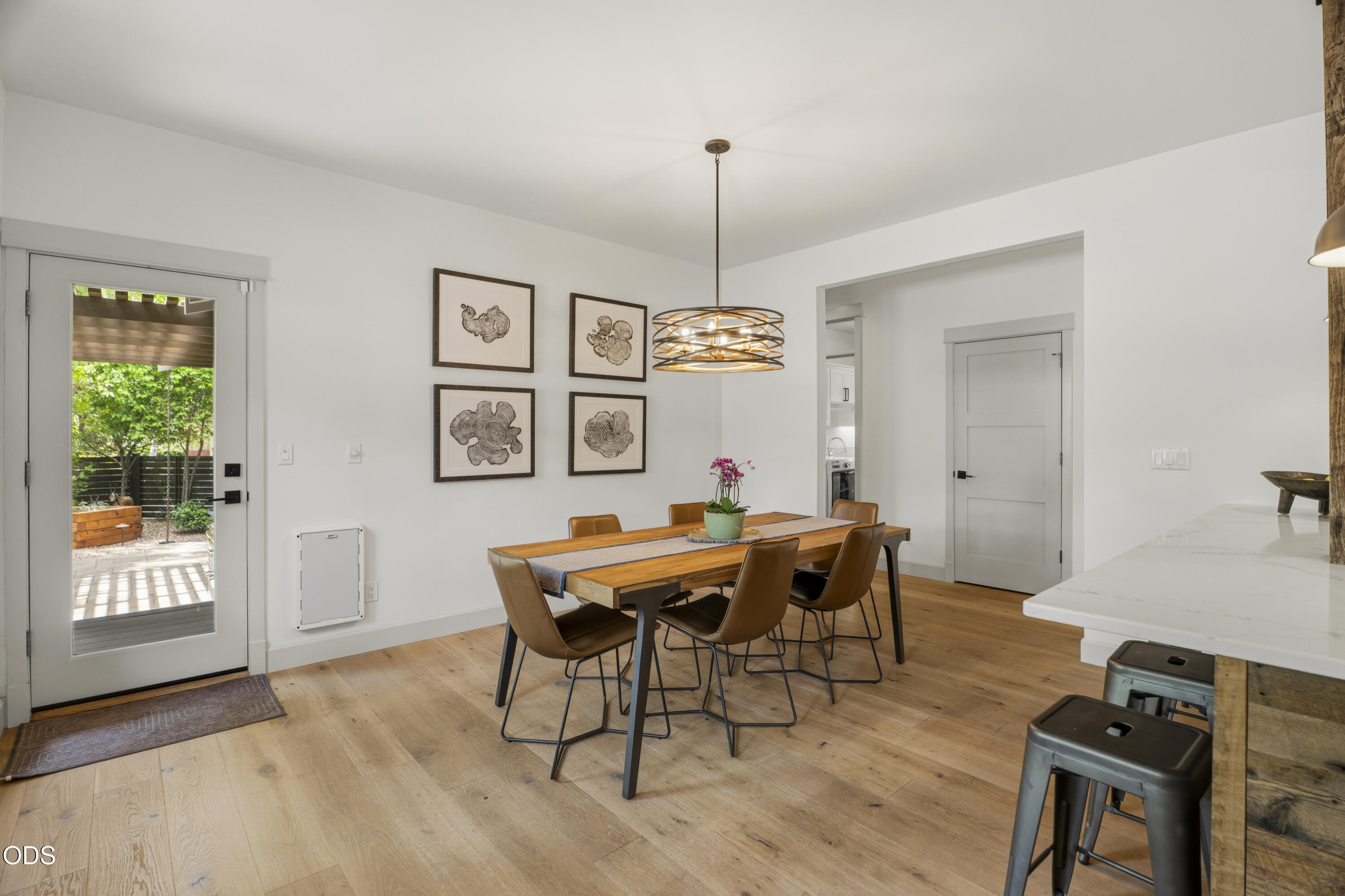 1471 NW John Fremont Street