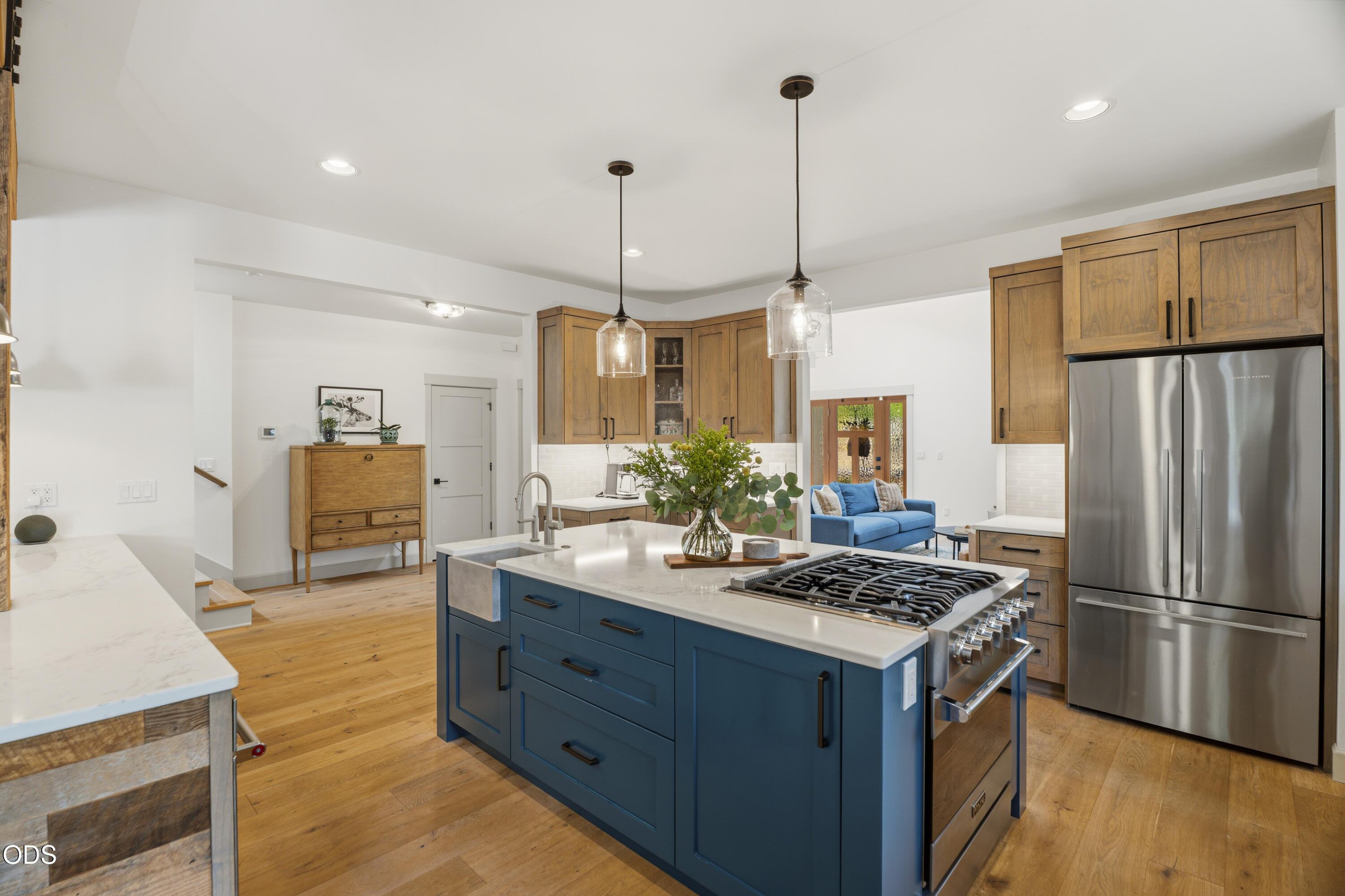 1471 NW John Fremont Street