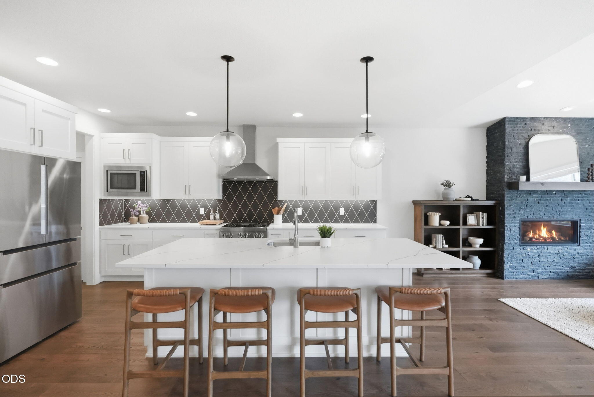 2621 NW Sky Vista Court