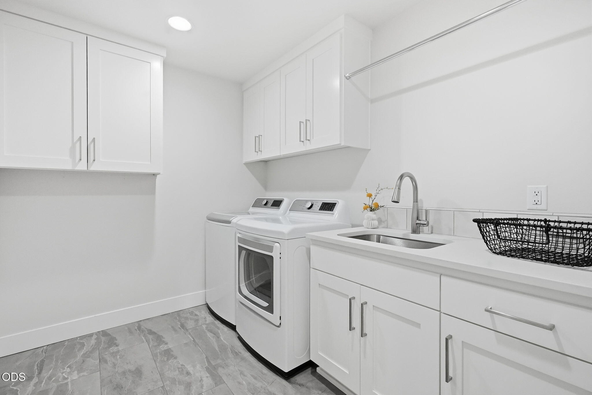 2621 NW Sky Vista Court