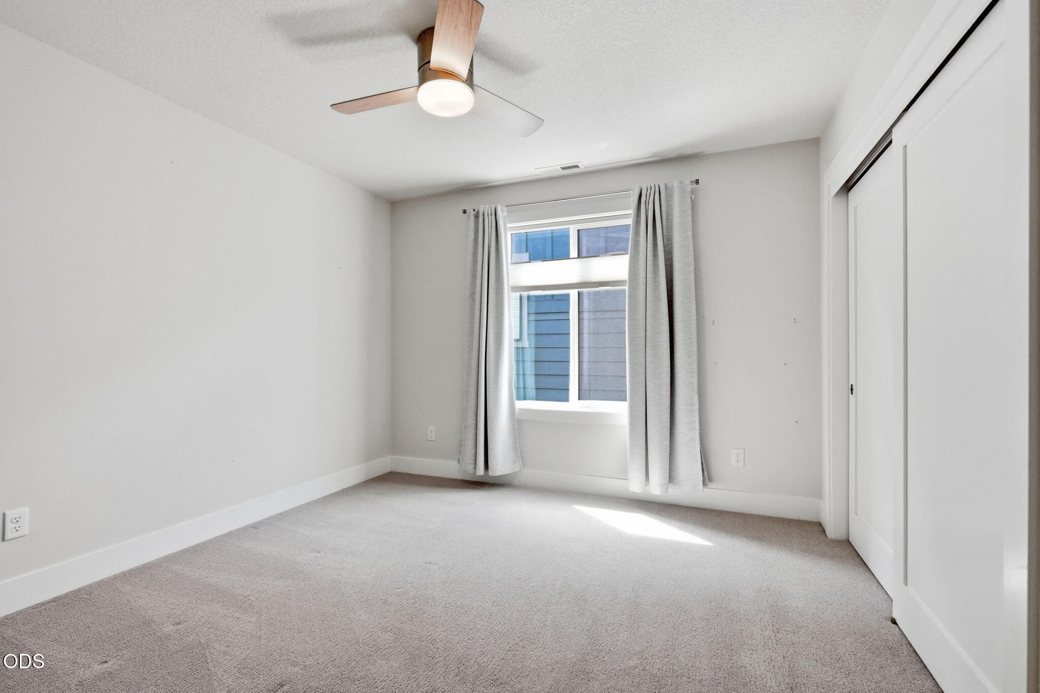 2621 NW Sky Vista Court