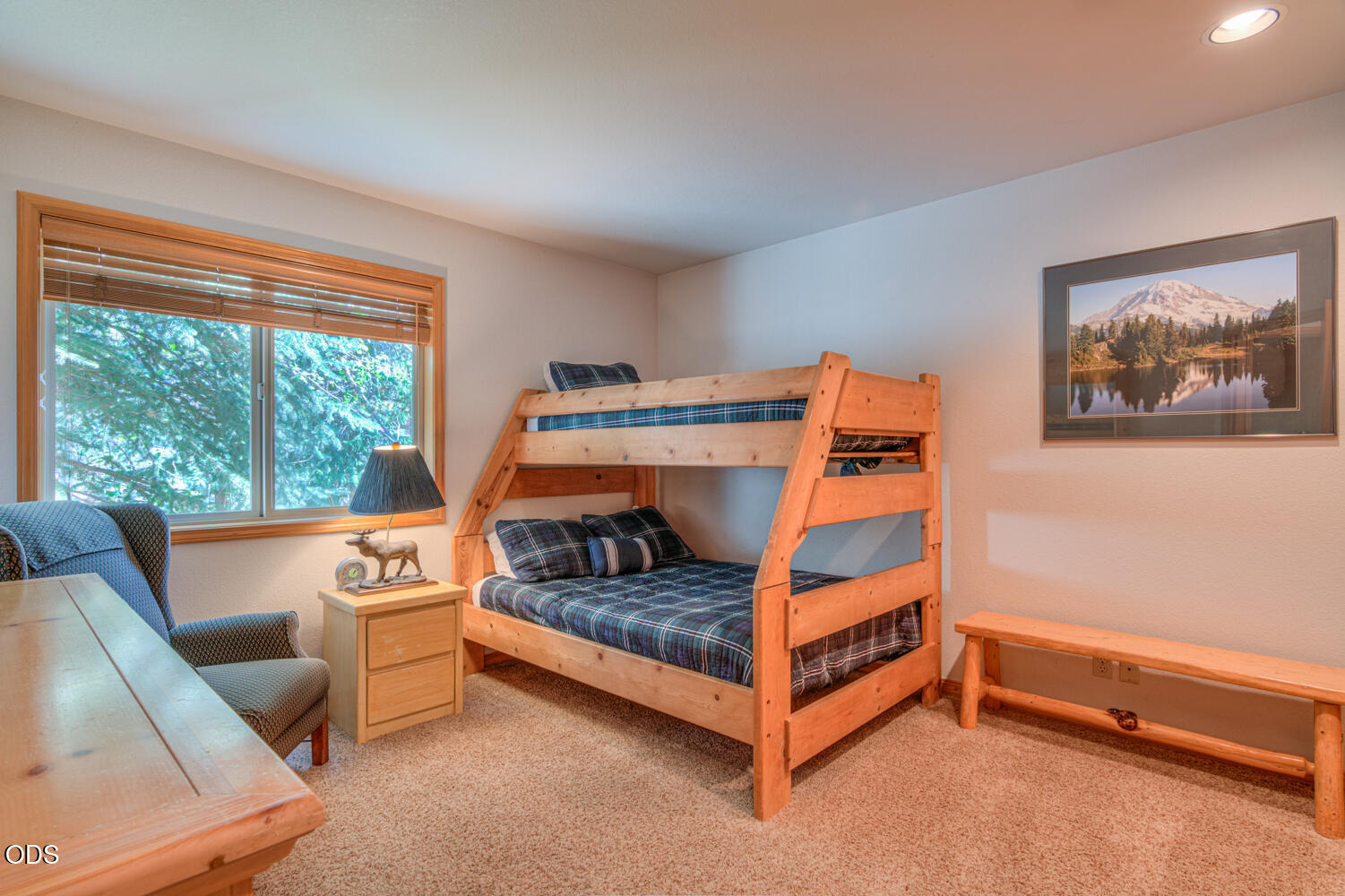 57864 Blue Grouse Lane, 4