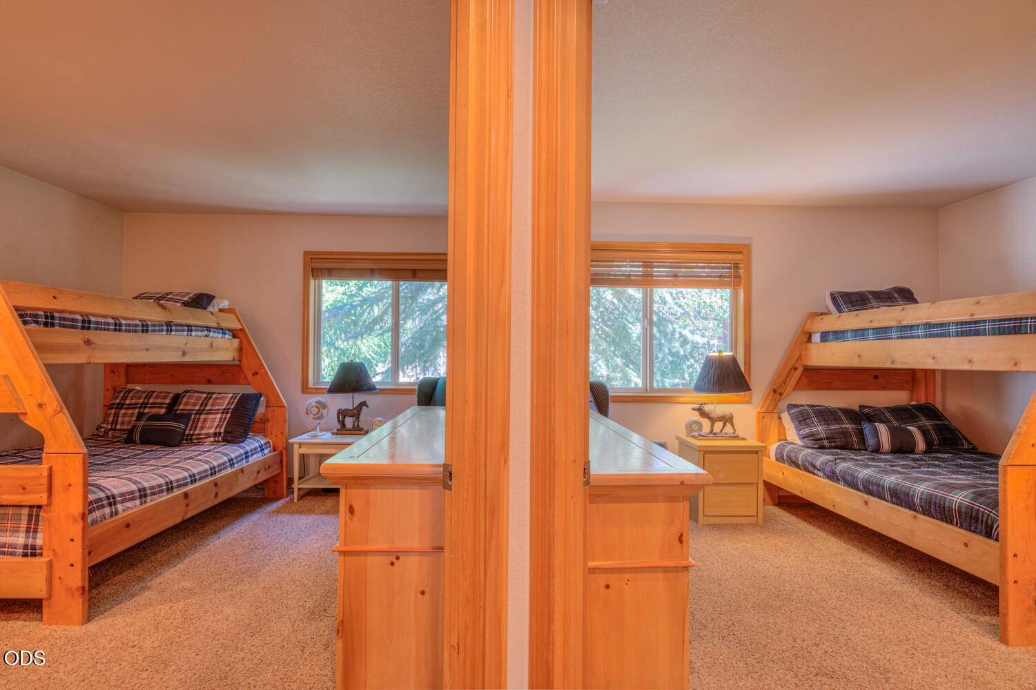 57864 Blue Grouse Lane, 4