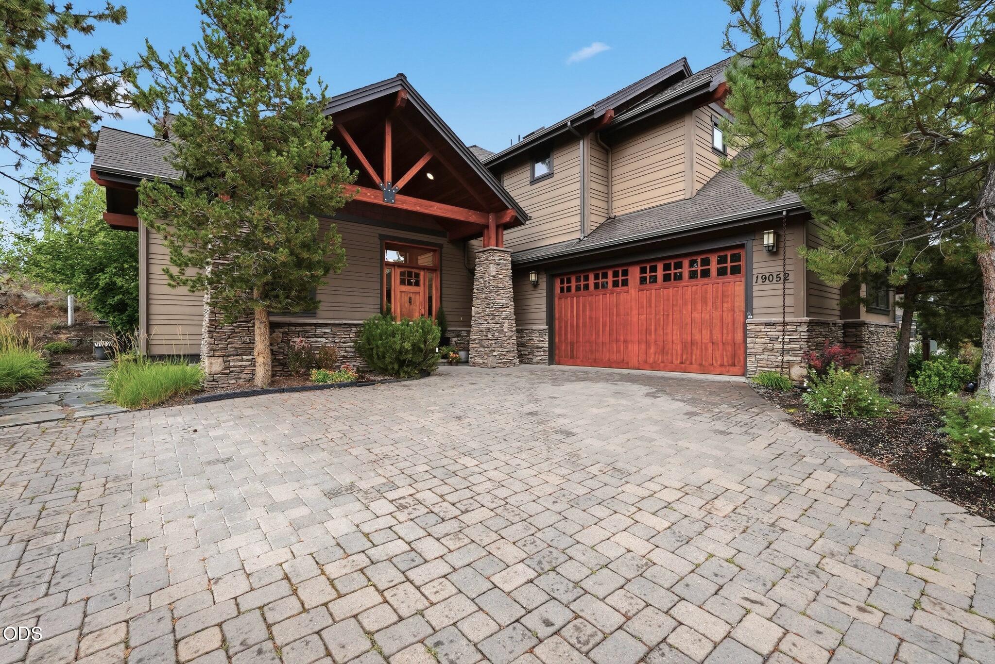 19052 NW Mt. Shasta Drive