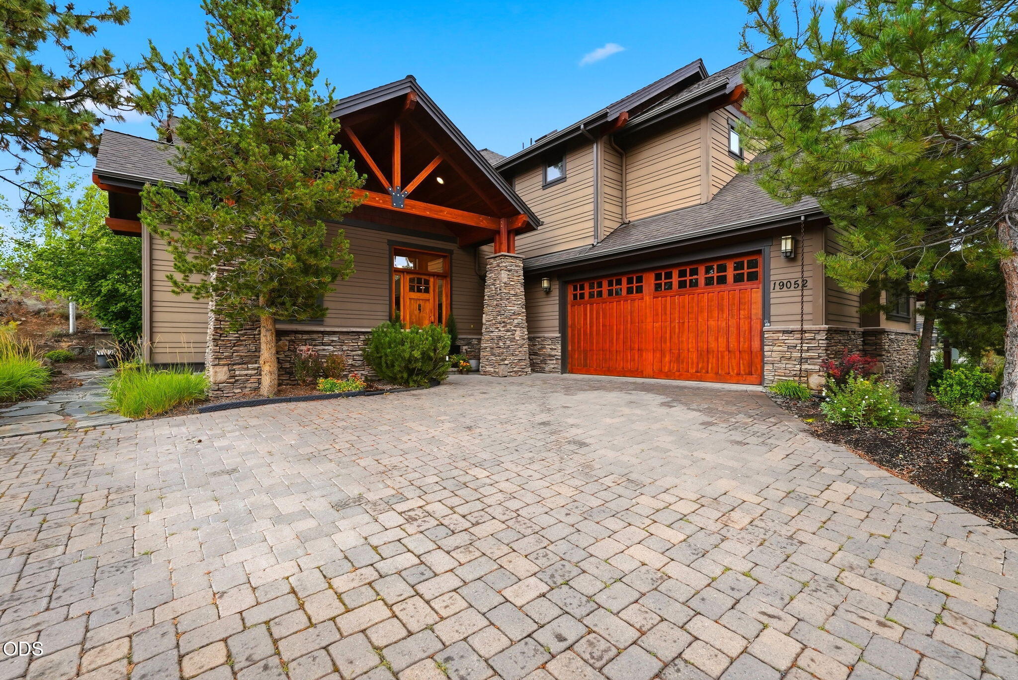 19052 NW Mt. Shasta Drive