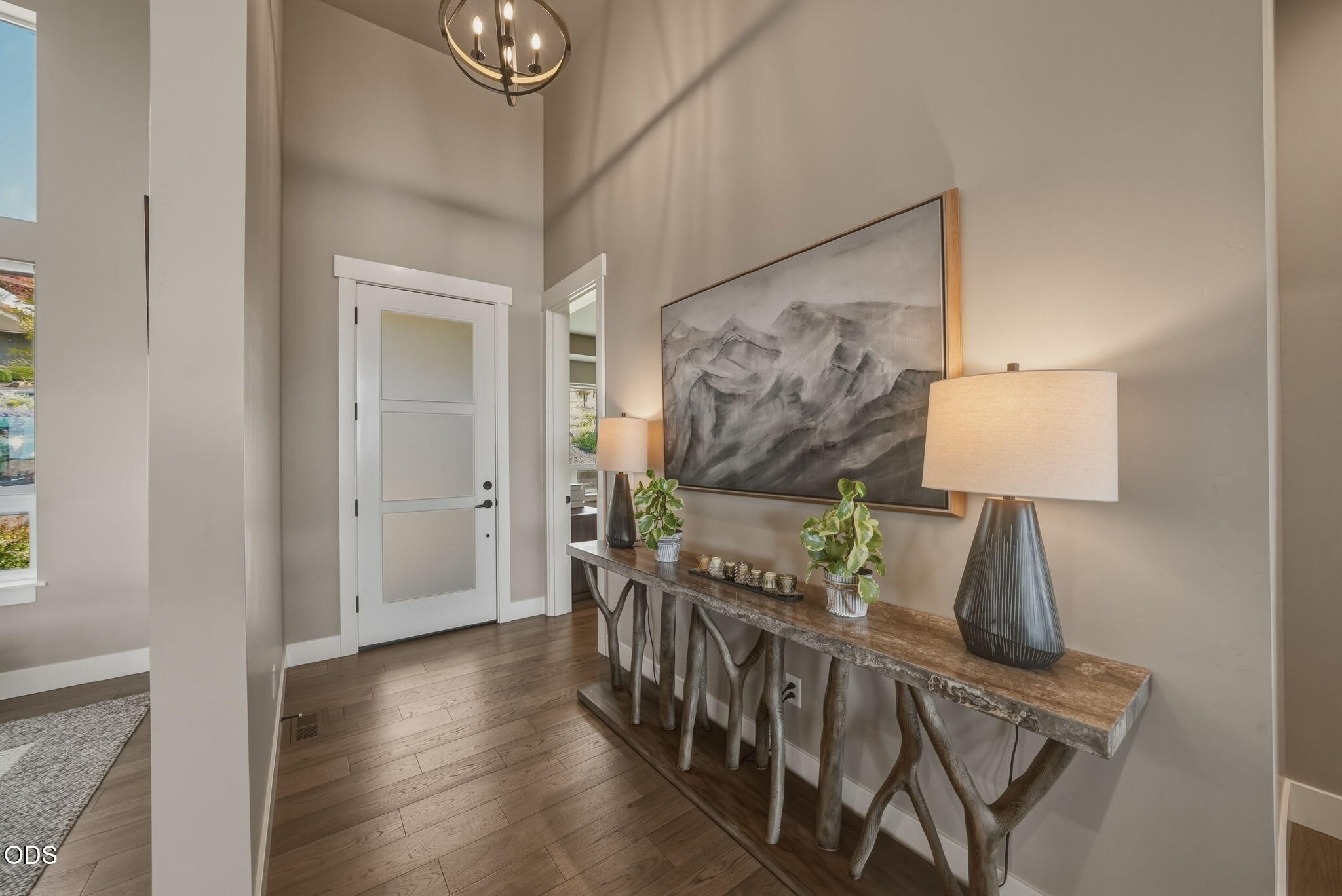 883 Highland View Loop