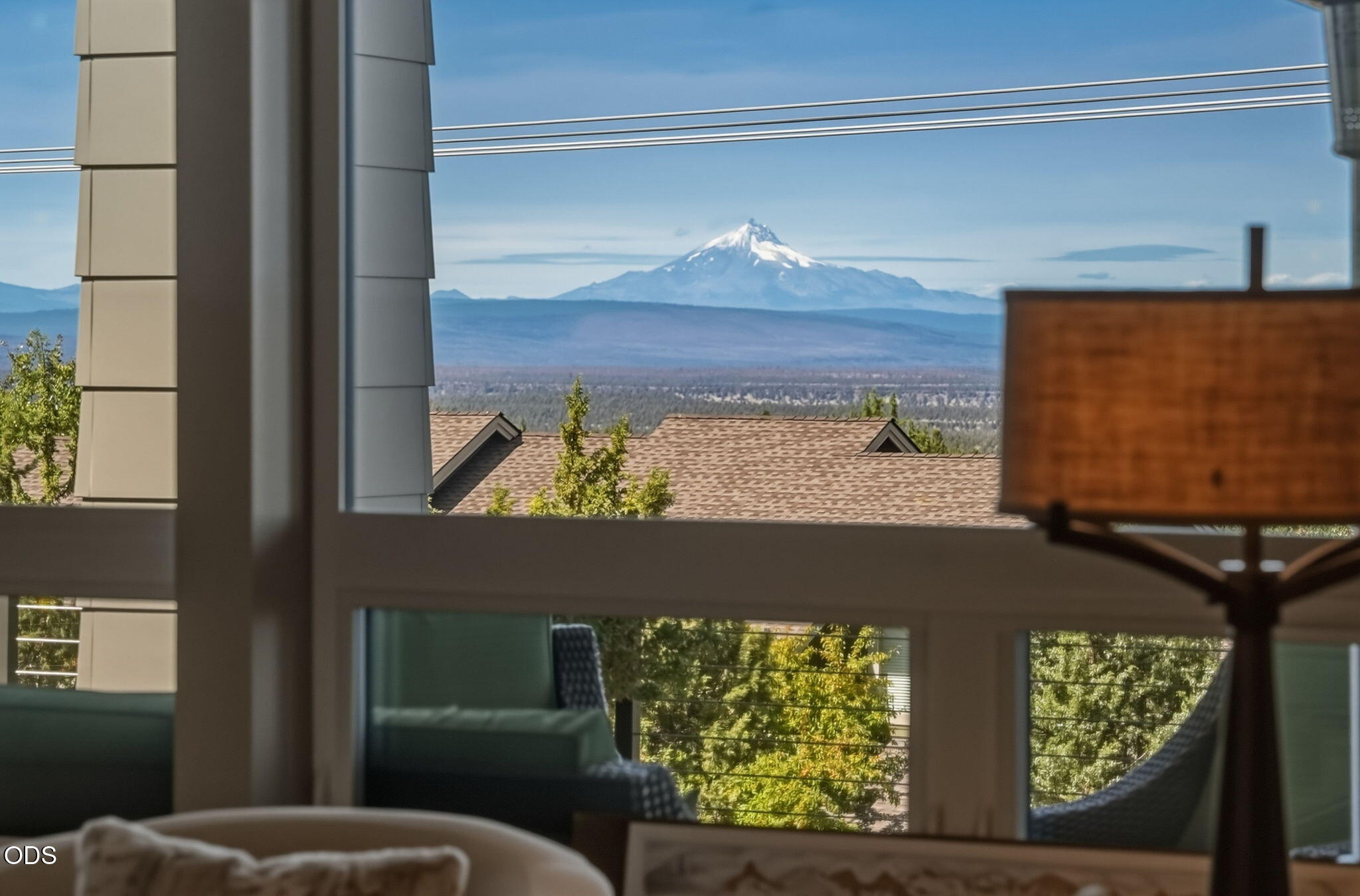 883 Highland View Loop
