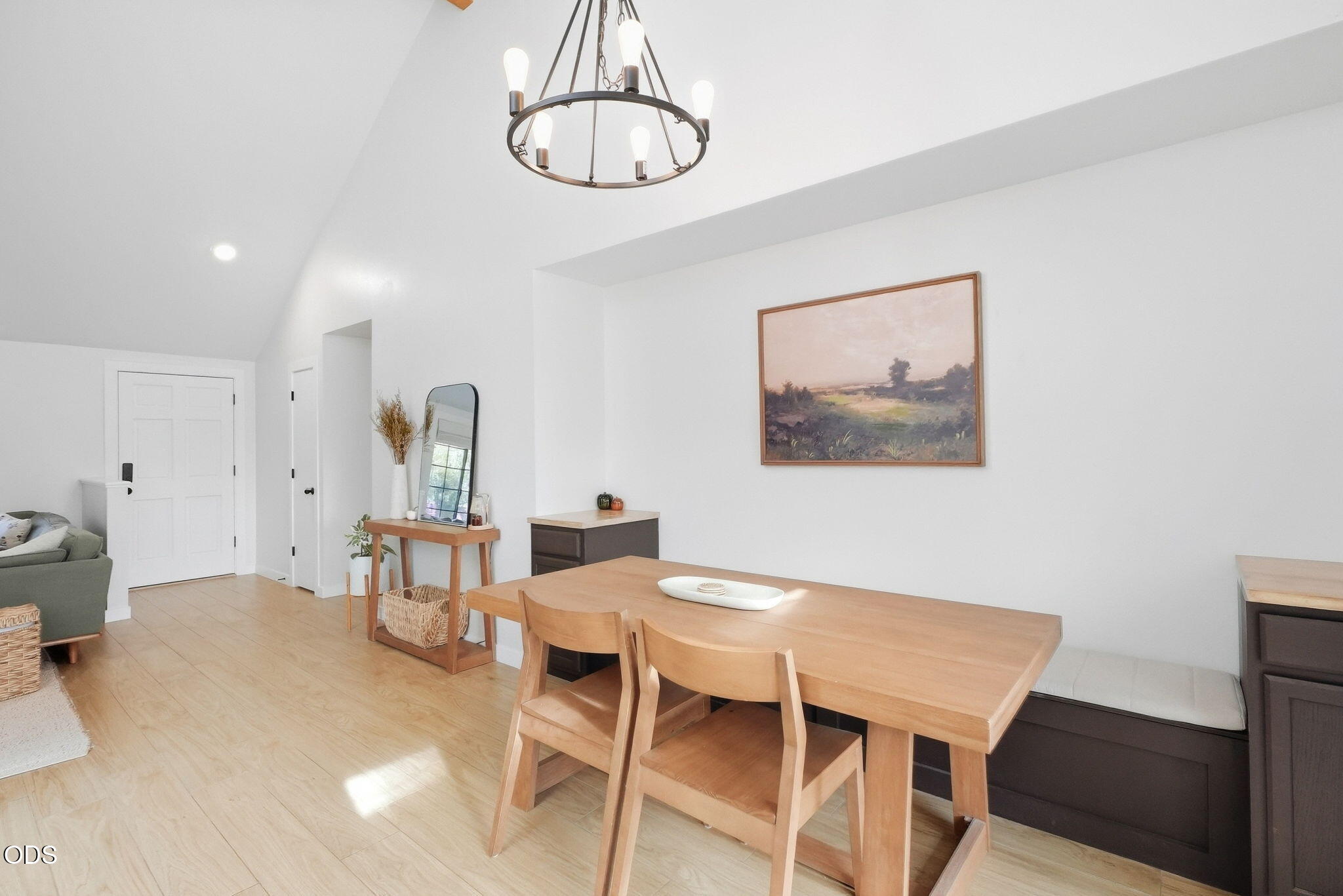 21195 Strawberry Mountain Court