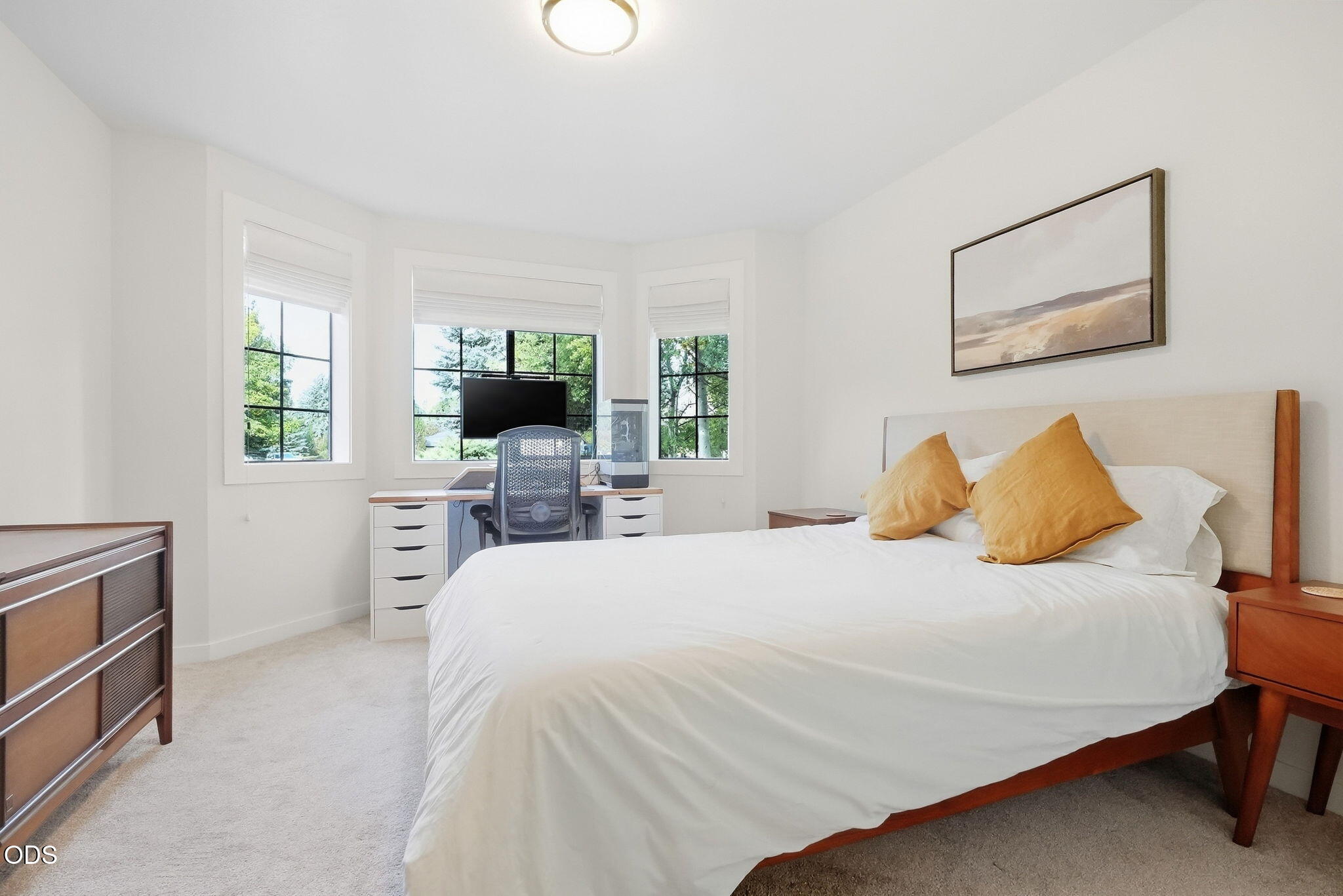 21195 Strawberry Mountain Court