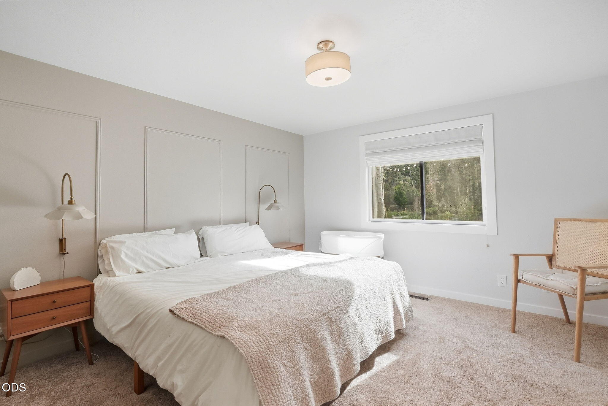 21195 Strawberry Mountain Court