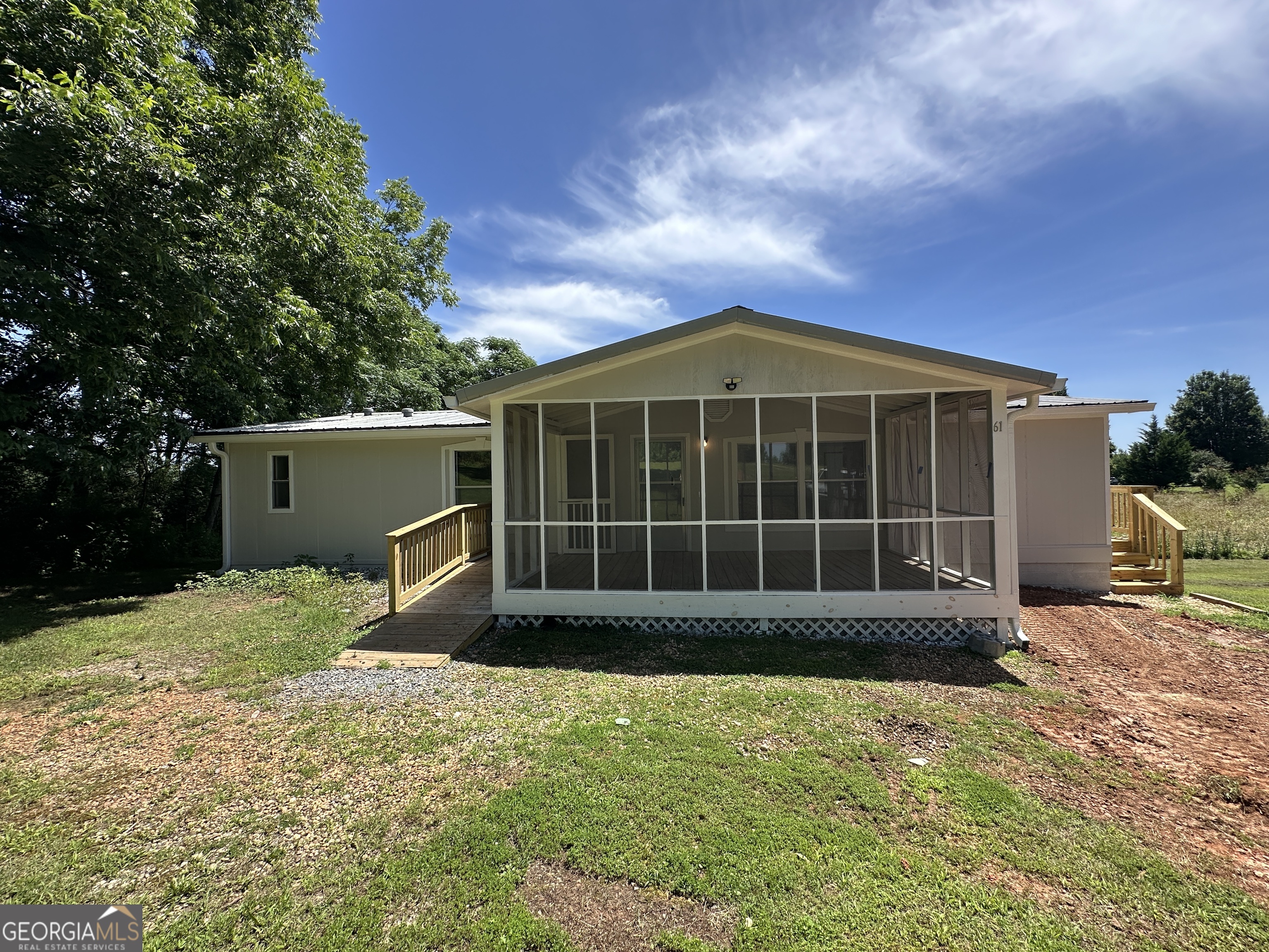 61 Oak Leaf Court