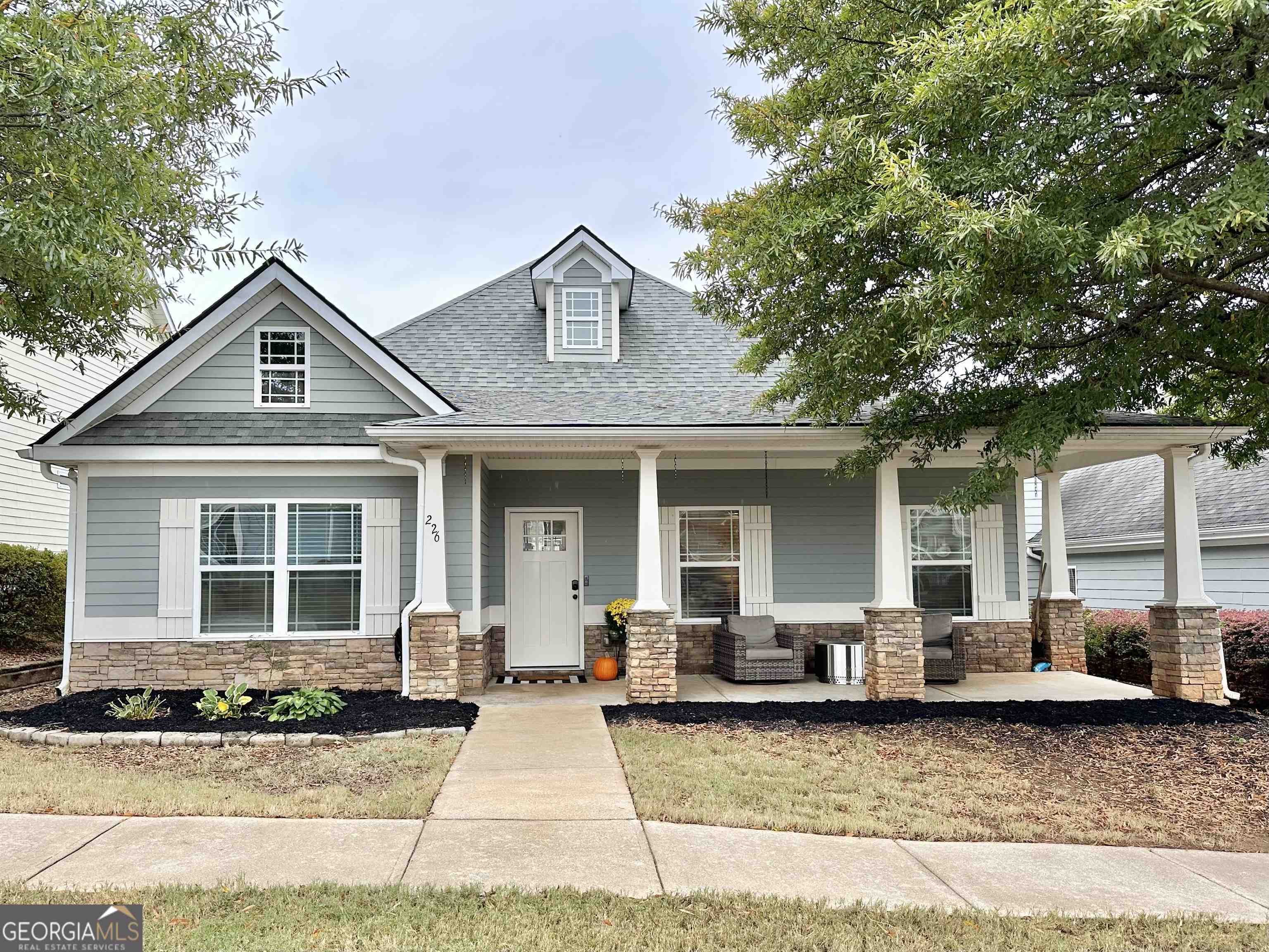 226 Rogue Road