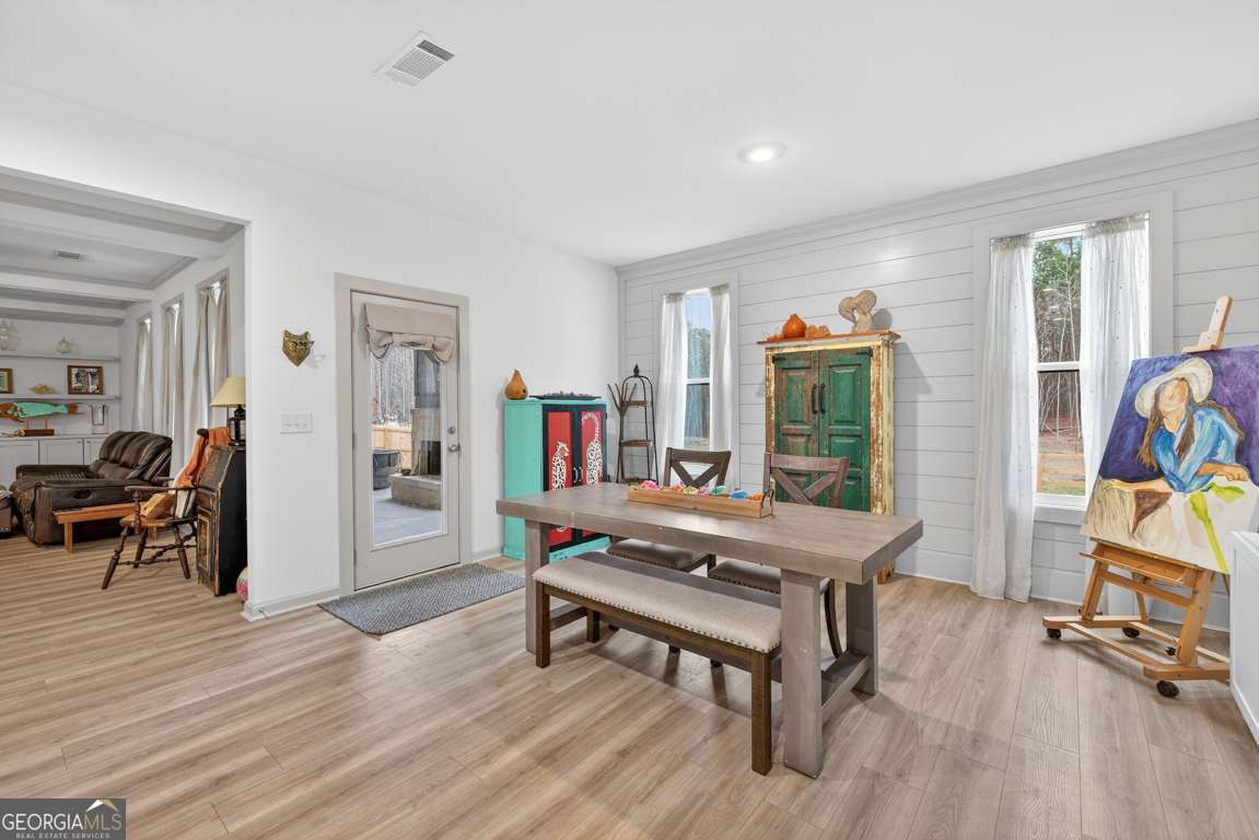 311 Rockwell Church Road NW