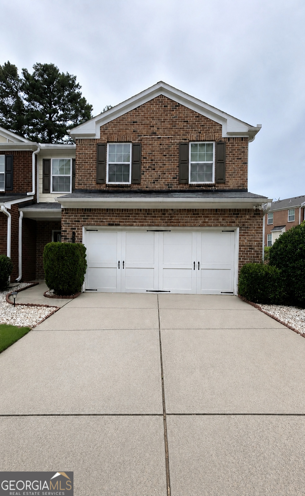 192 Bellewood Oak Drive