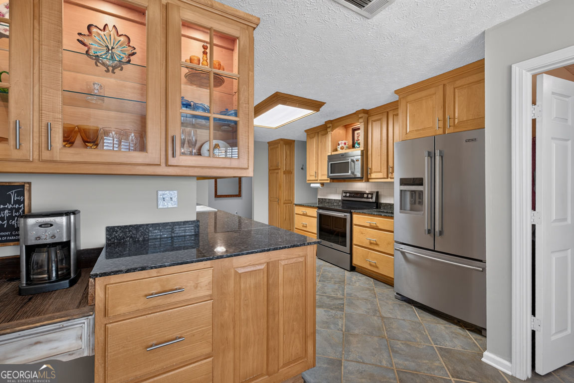 1561 Timber Heights Drive