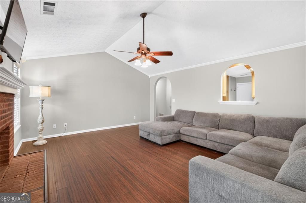 1561 Timber Heights Drive