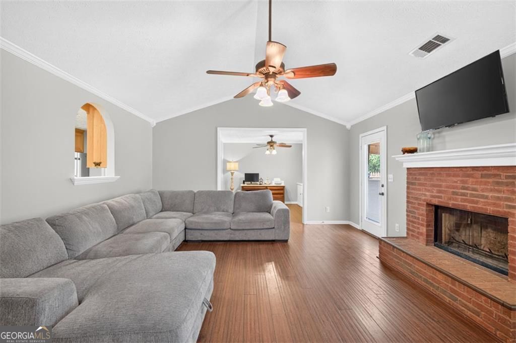 1561 Timber Heights Drive