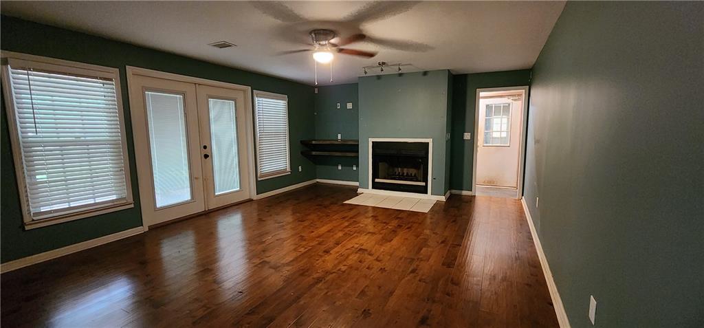 1716 Scholar Drive