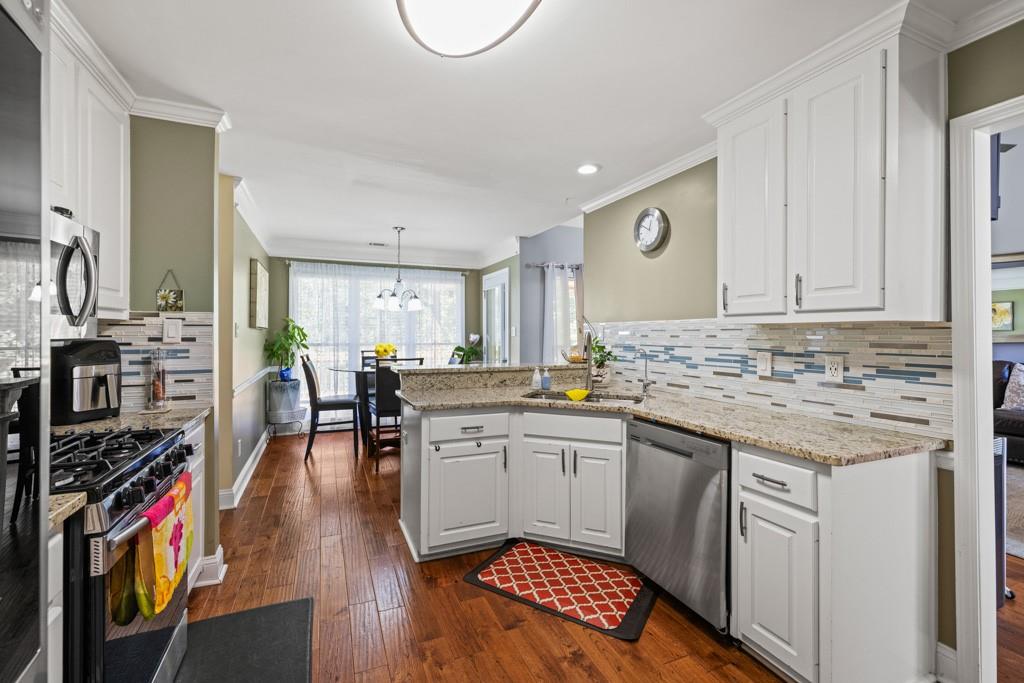 530 Cluster Court