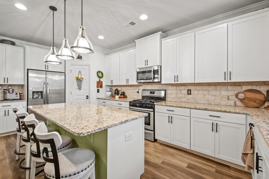 2346 Persimmon Chase