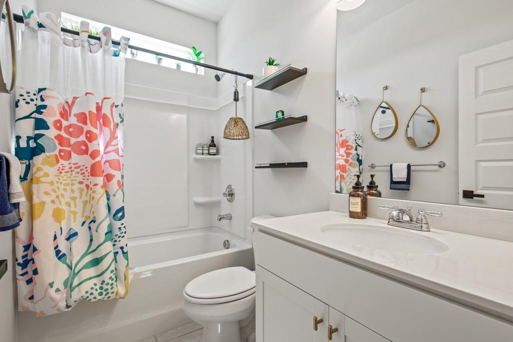 2346 Persimmon Chase