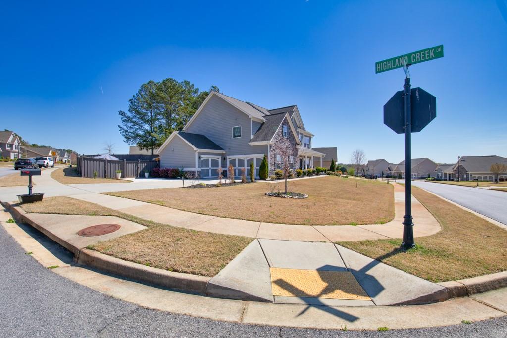 2346 Persimmon Chase