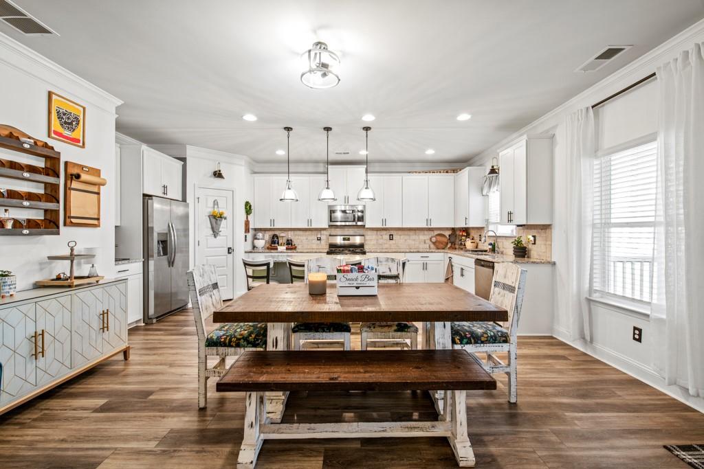 2346 Persimmon Chase